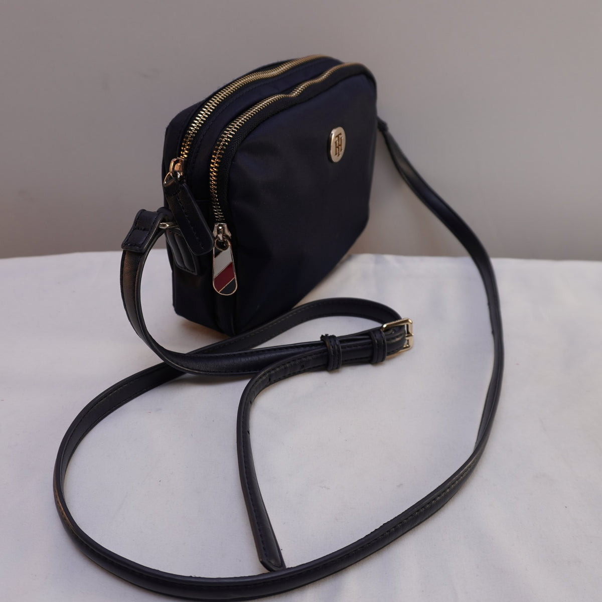 Bolso Baguette Tommy Hilfiger para Mujer Usado - Azul Marino