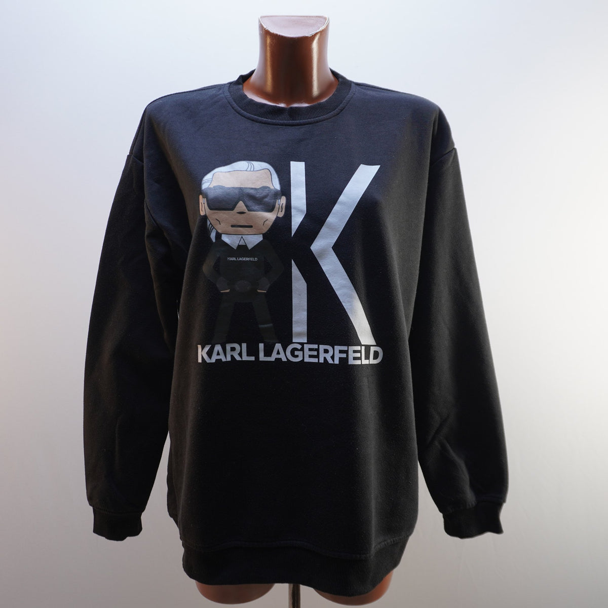 Sudadera con Capucha Karl Lagerfeld para Mujer - Negra, XL (Usada en Muy Buen Estado)