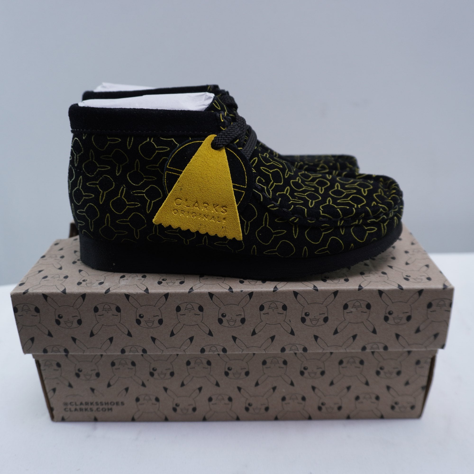 Zapatillas Clarks para Niños Usadas - Verde, Talla 29