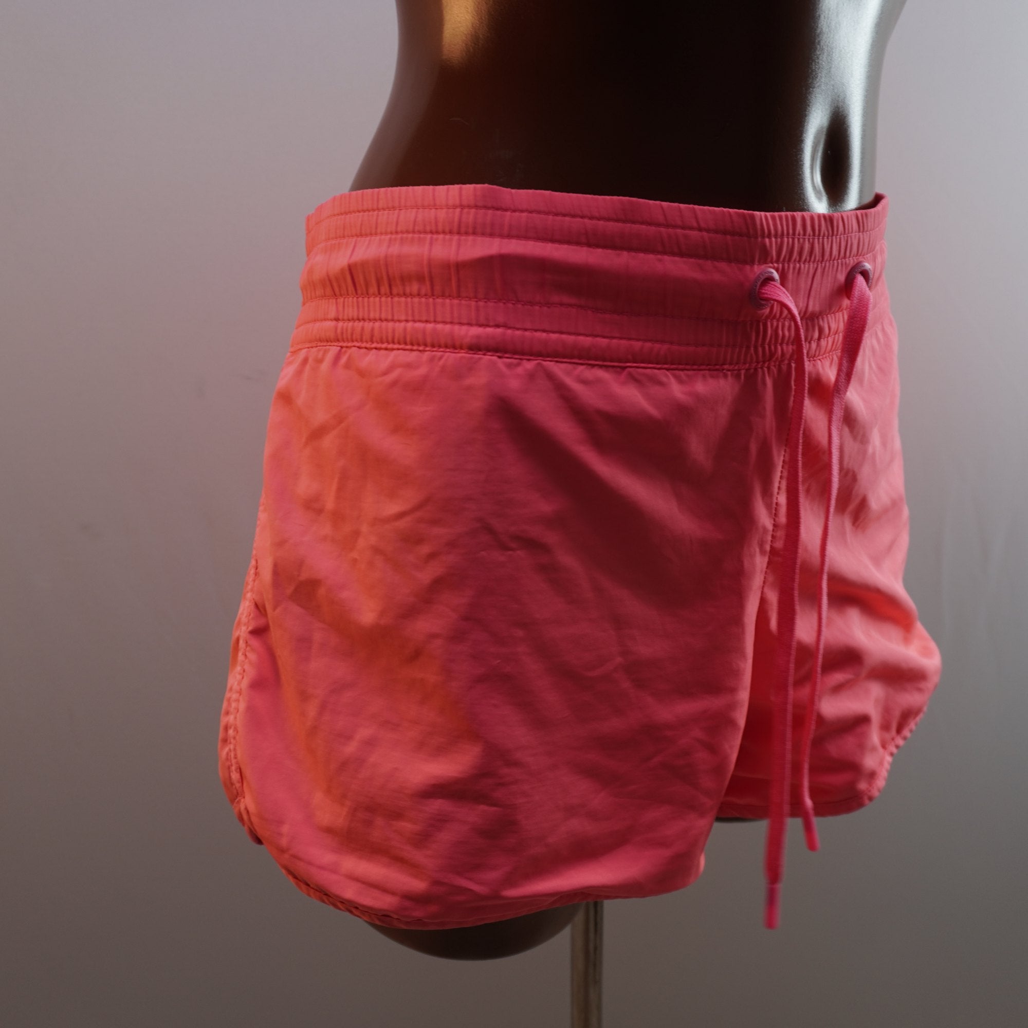 Bermudas H&M para Mujer Usadas - Rosa, XL