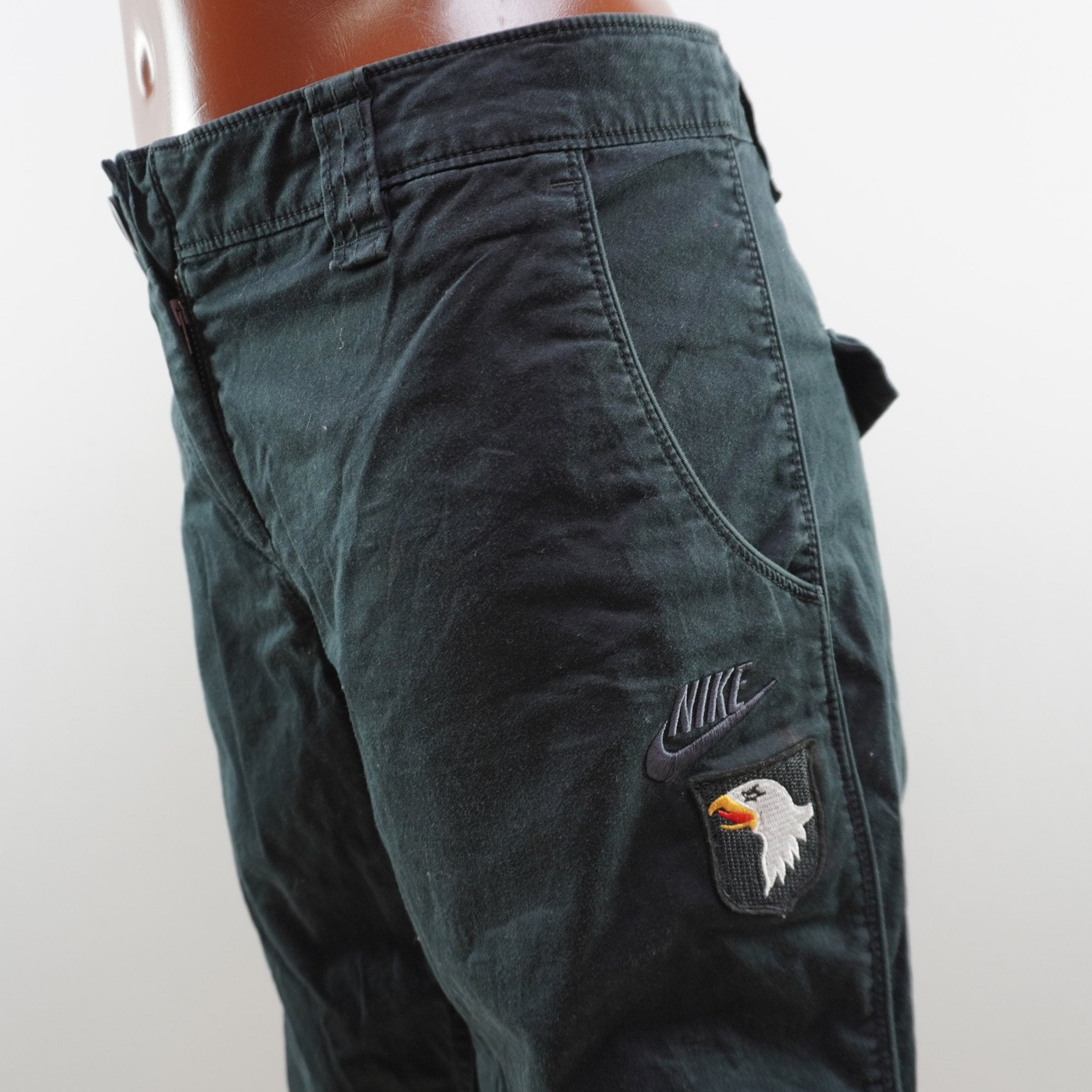Pantalones Cortos Nike para Mujer Usados - Negro, Muy Buen Estado