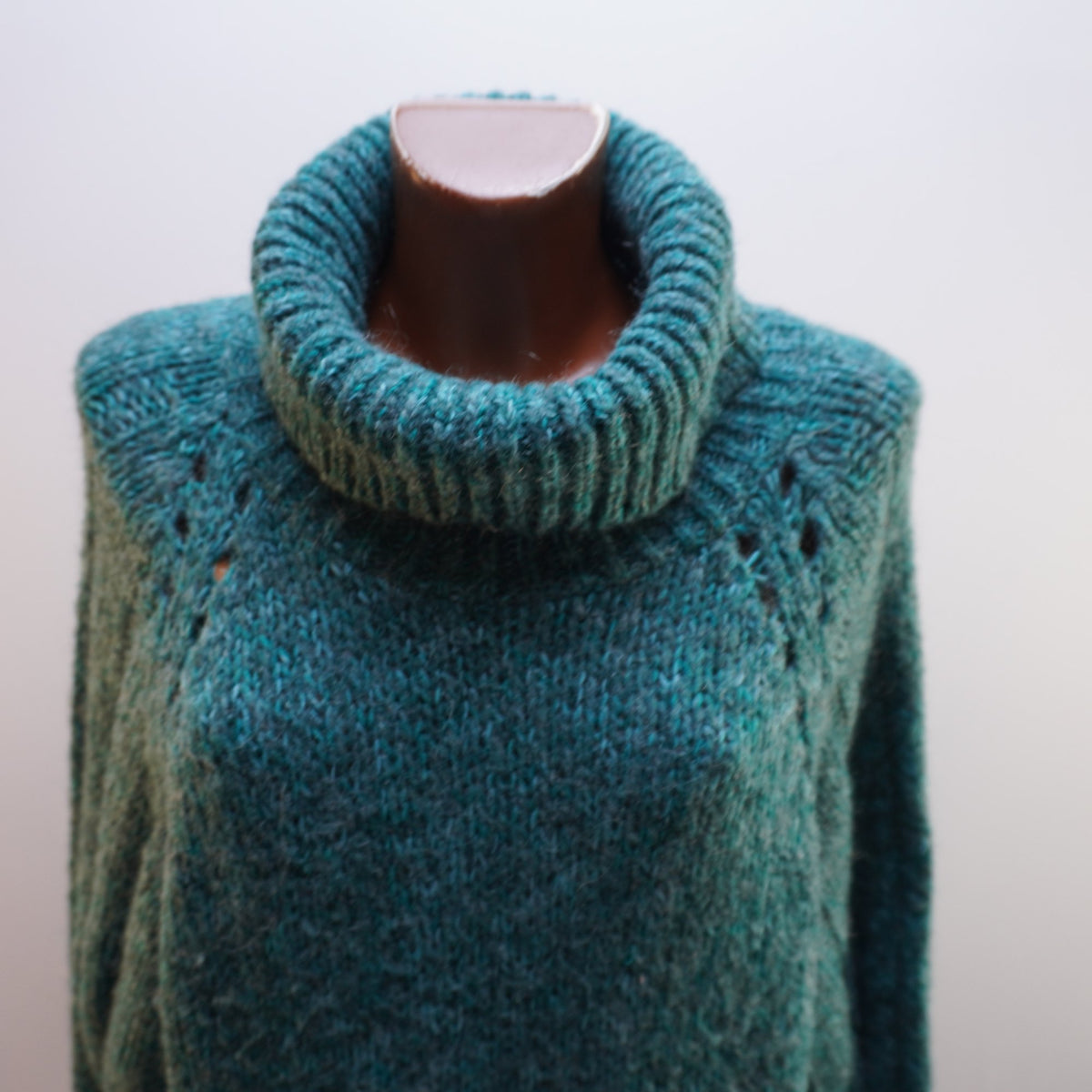 Suéter Exspress para Mujer Usado - Verde, L