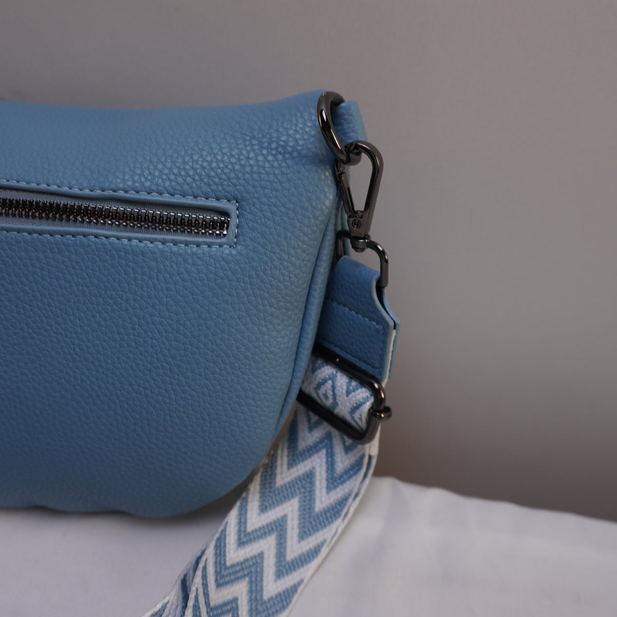 Bolso Baguette Italian Style para Mujer Usado - Azul