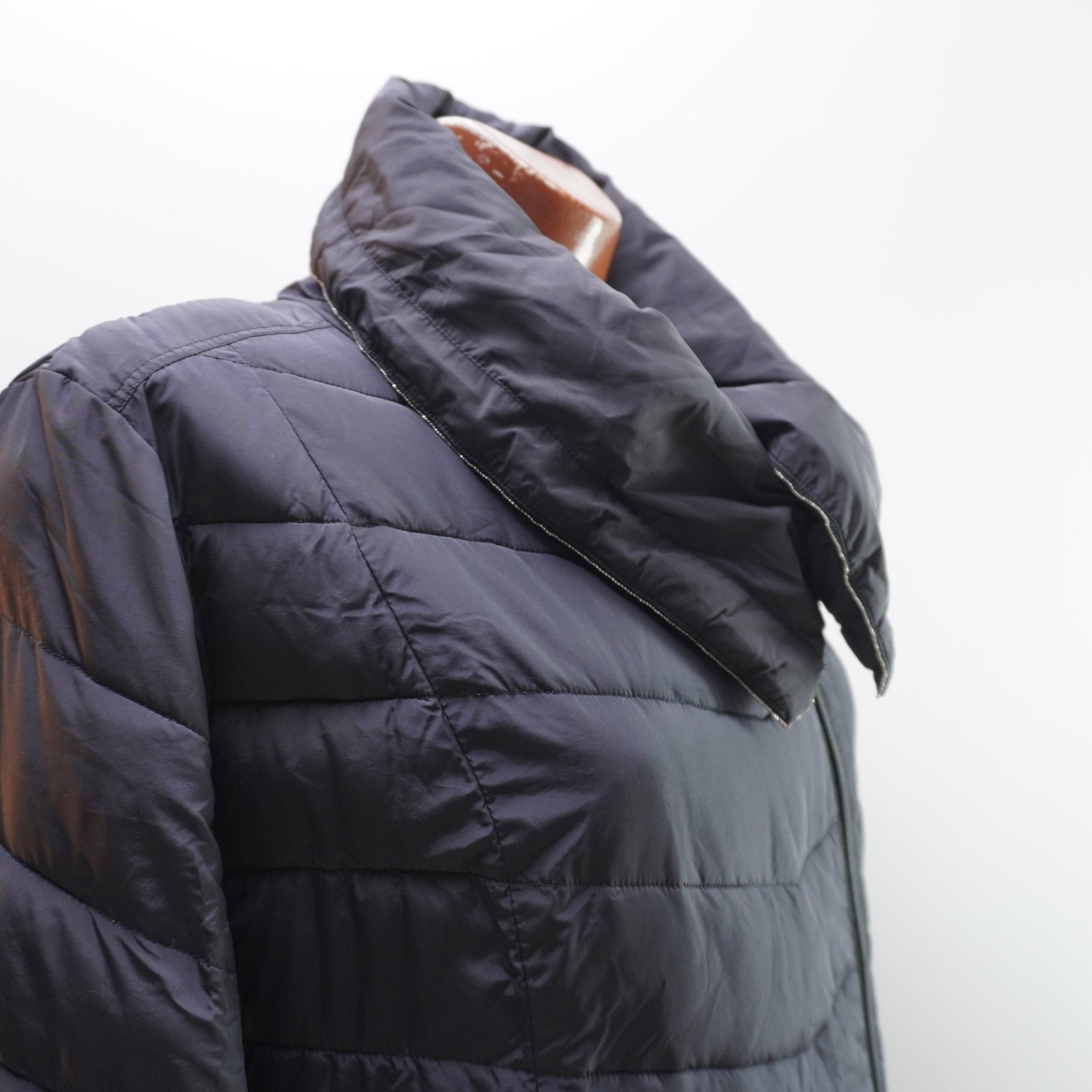 Parka Guess para Mujer Usada - Negra, L
