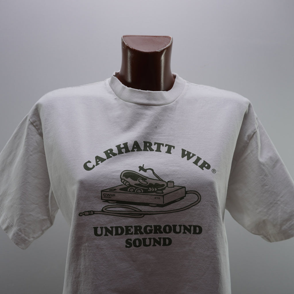 Camiseta de Manga Corta Carhartt para Hombre - Blanca, M, Usada en Muy Buen Estado