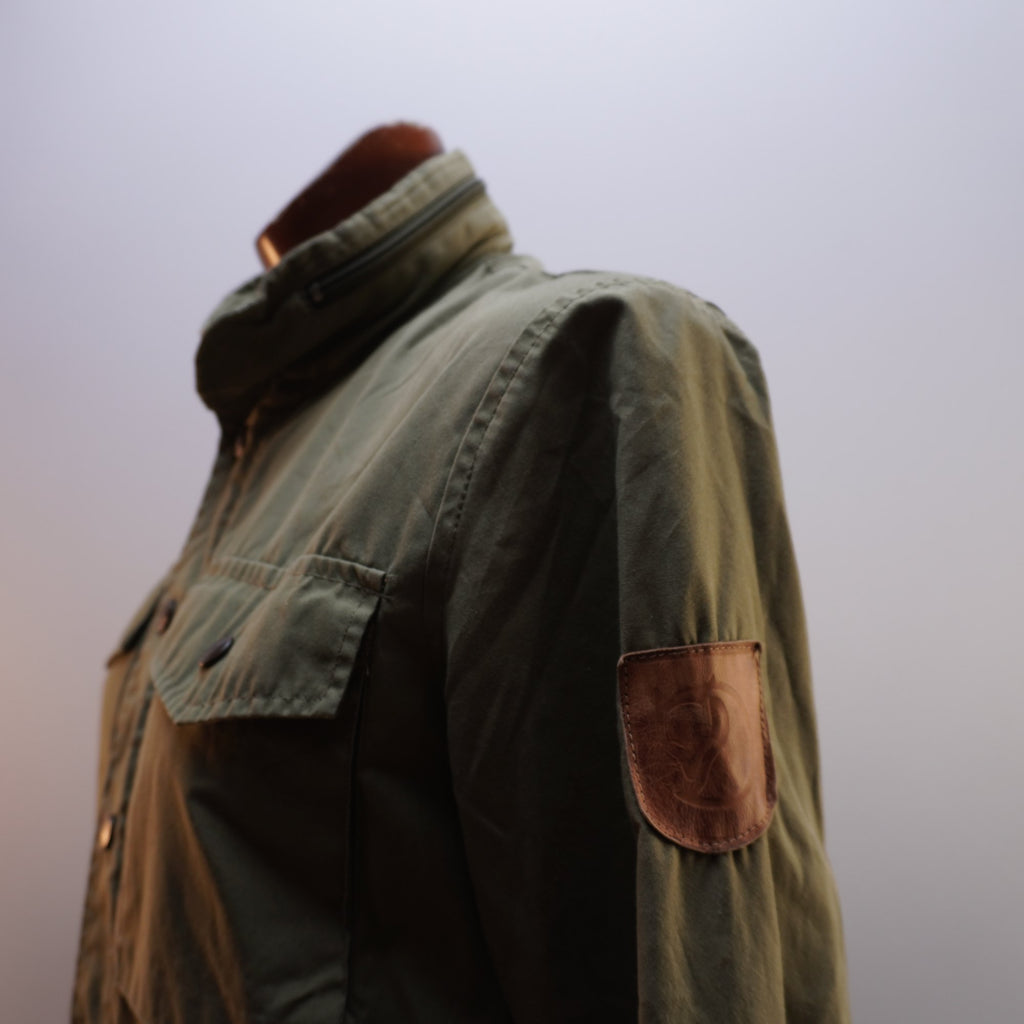 Parka Fjallraven para Mujer Usada - Verde, M