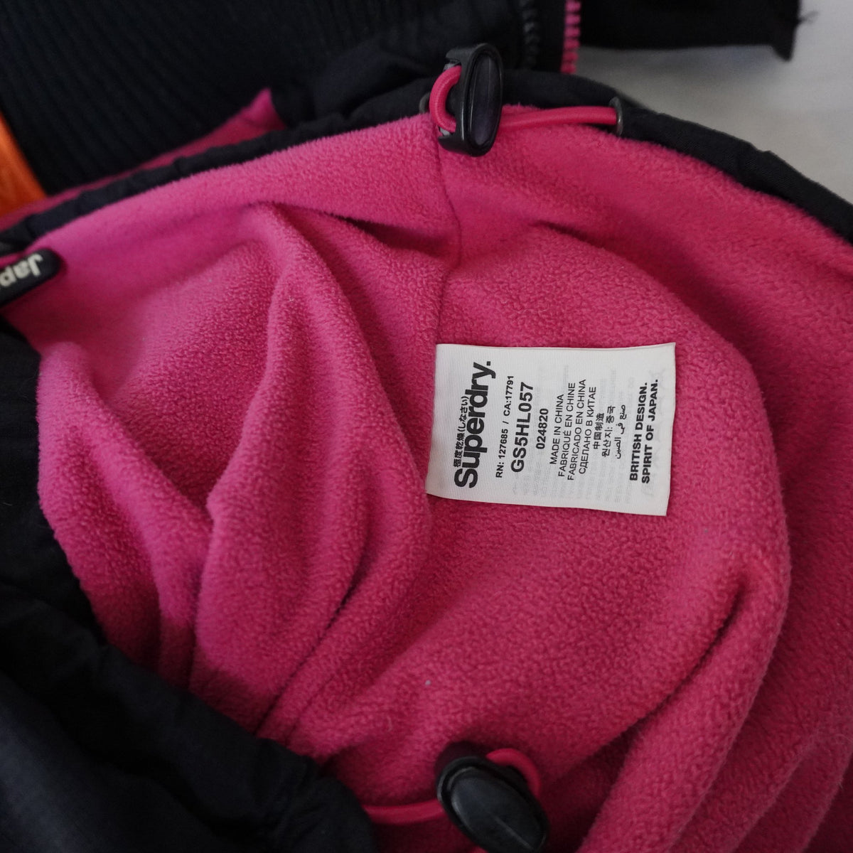 Parka Superdry para Mujer Usada - Negra, M