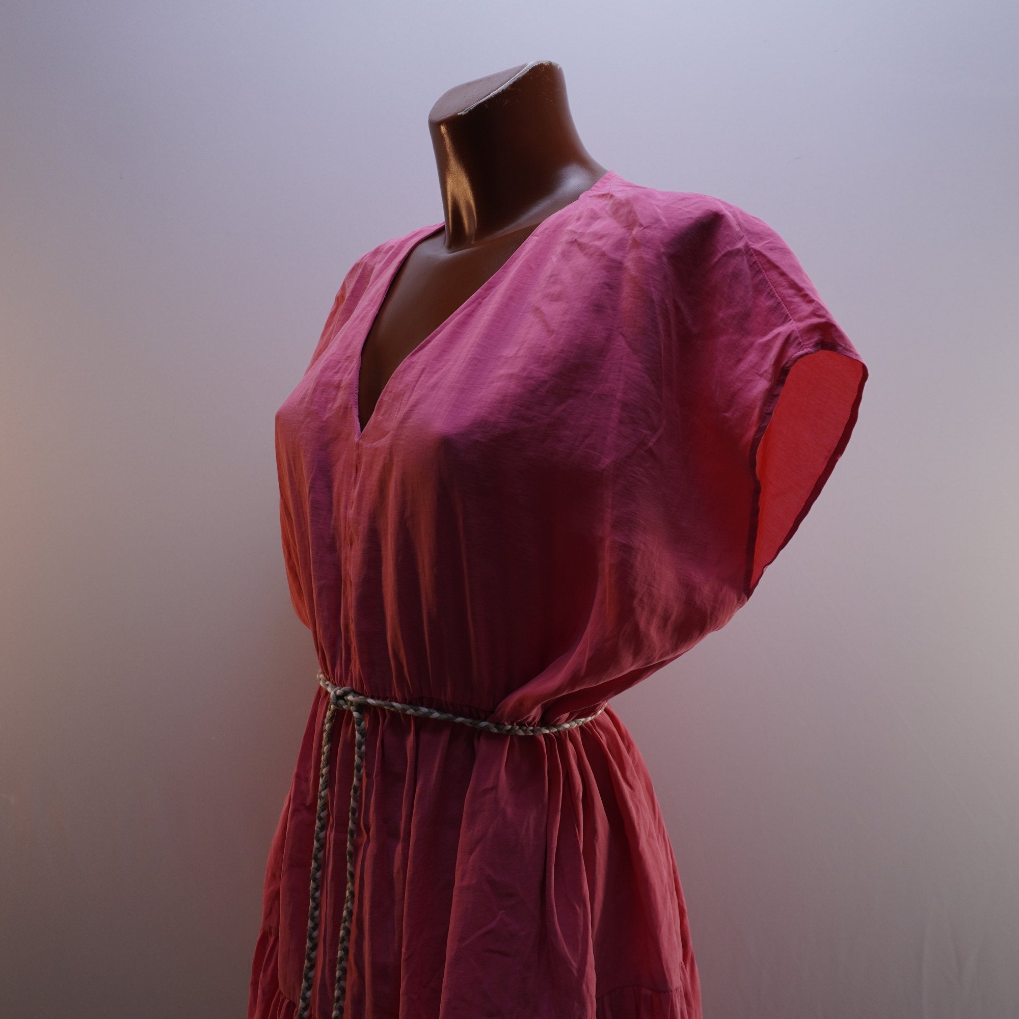 Vestido MNG para Mujer Usado - Rosa, L