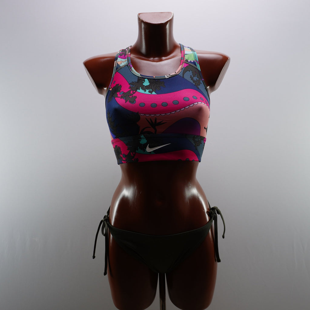 Vestido de Baño Nike para Mujer Usado - Pequeño (S), Muy Buen Estado