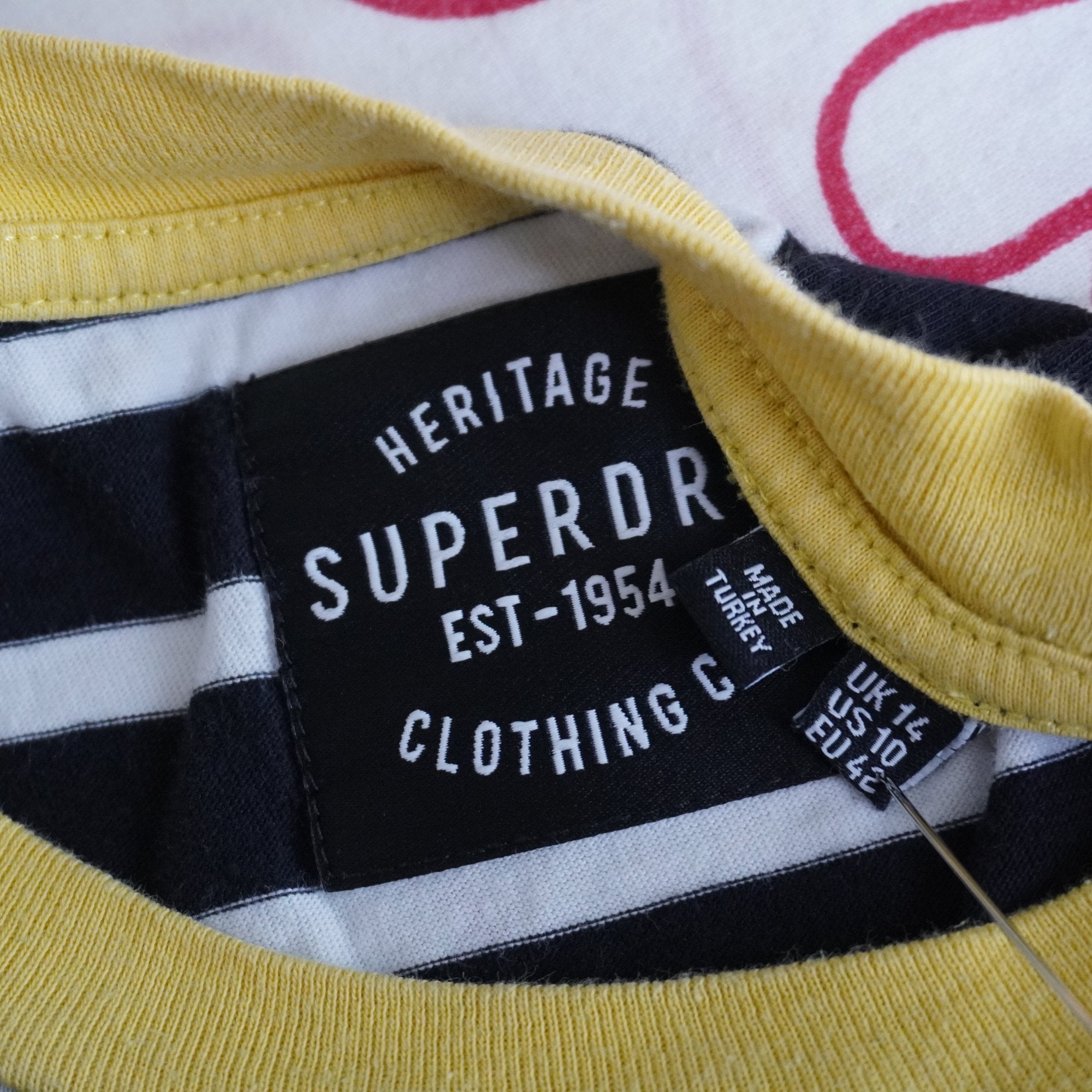Camiseta de Manga Corta Superdry para Mujer Usada - Blanca, XL