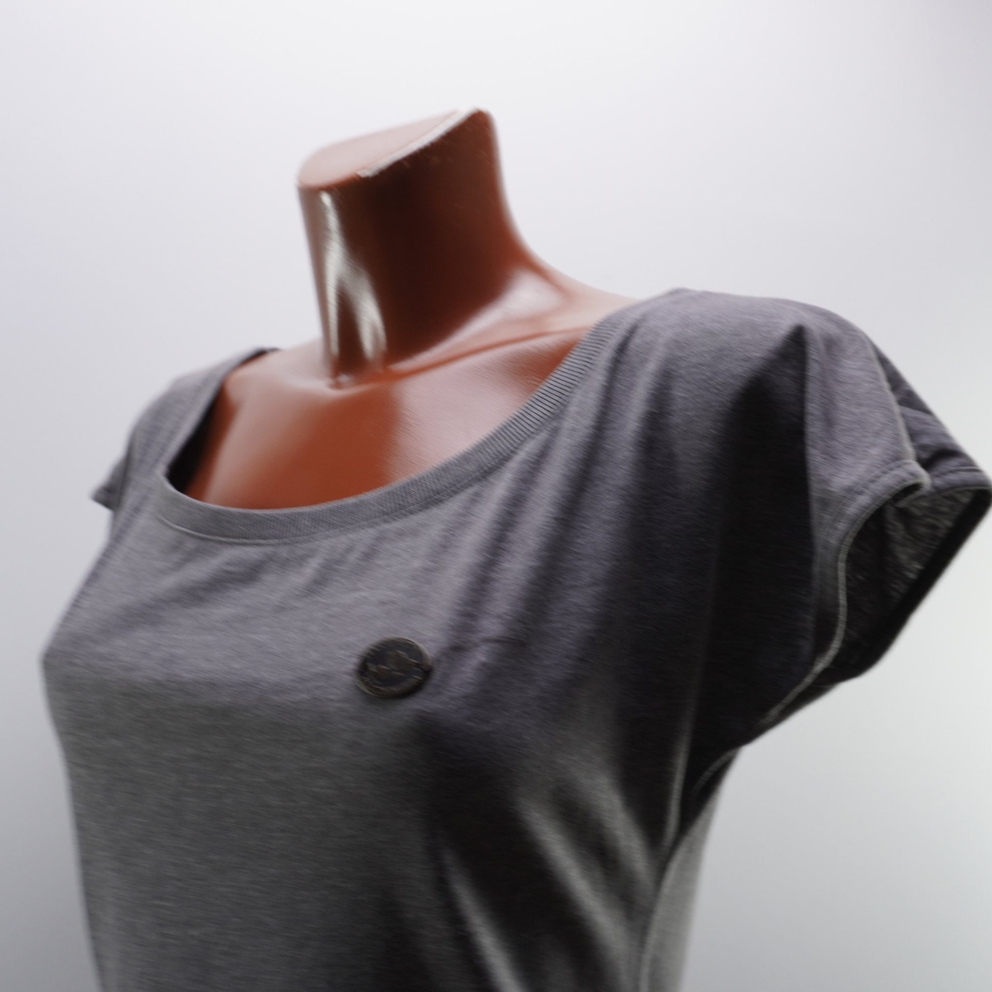 Camiseta de Manga Corta Naketano para Mujer Usada - Gris, M