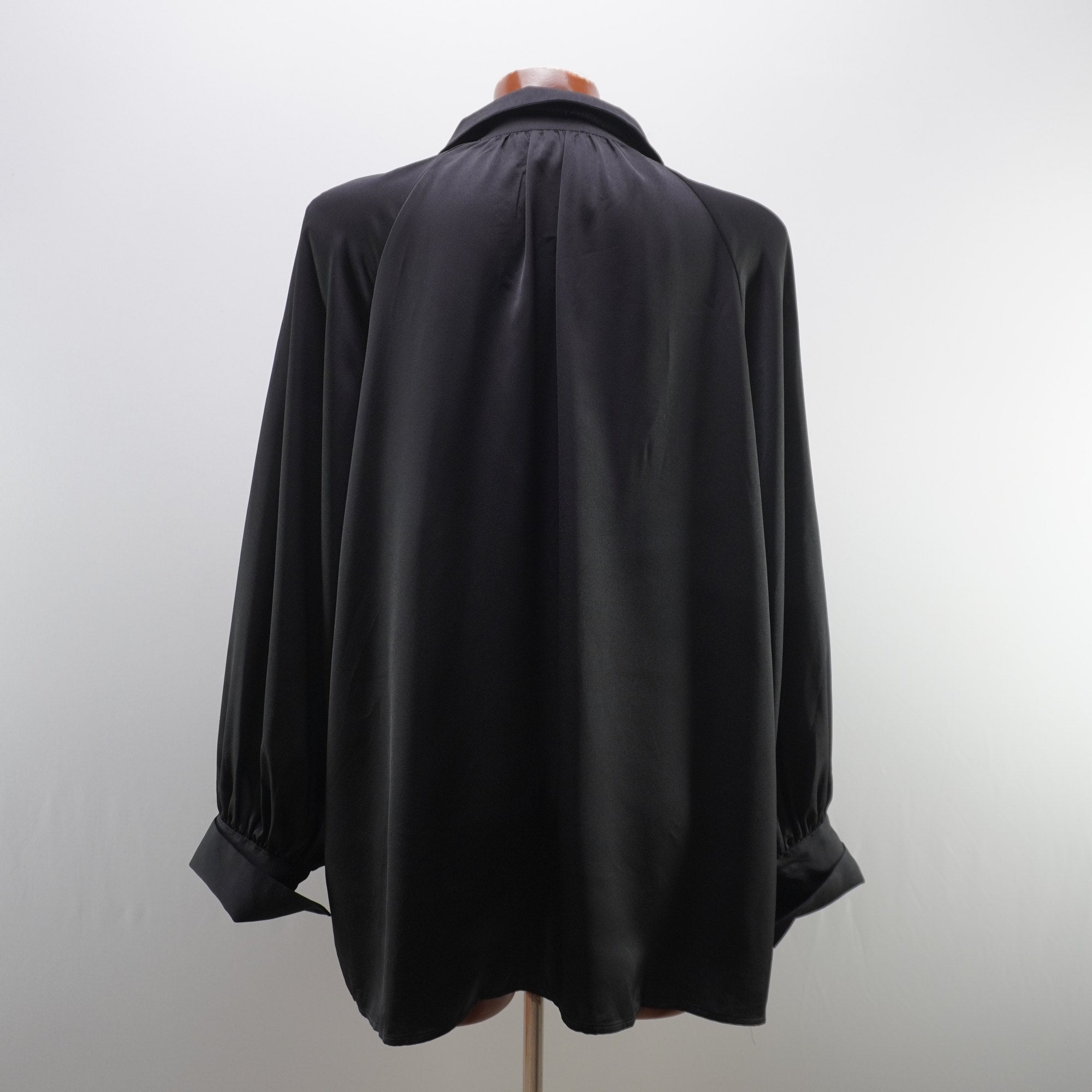 Camisa C&A para Mujer Usada - Negra, XXXL