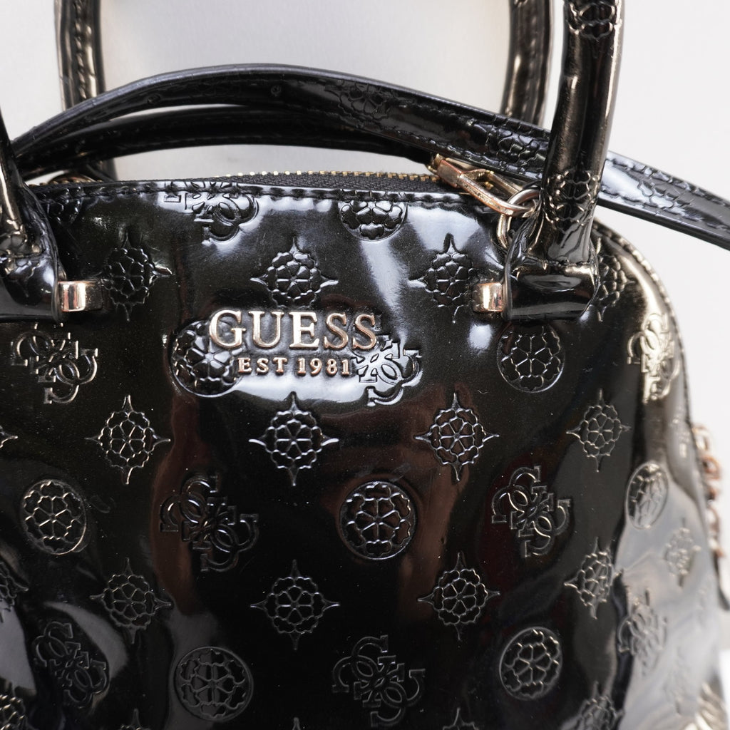 Bolso Baguette Guess para Mujer Usado - Negro en Muy Buen Estado