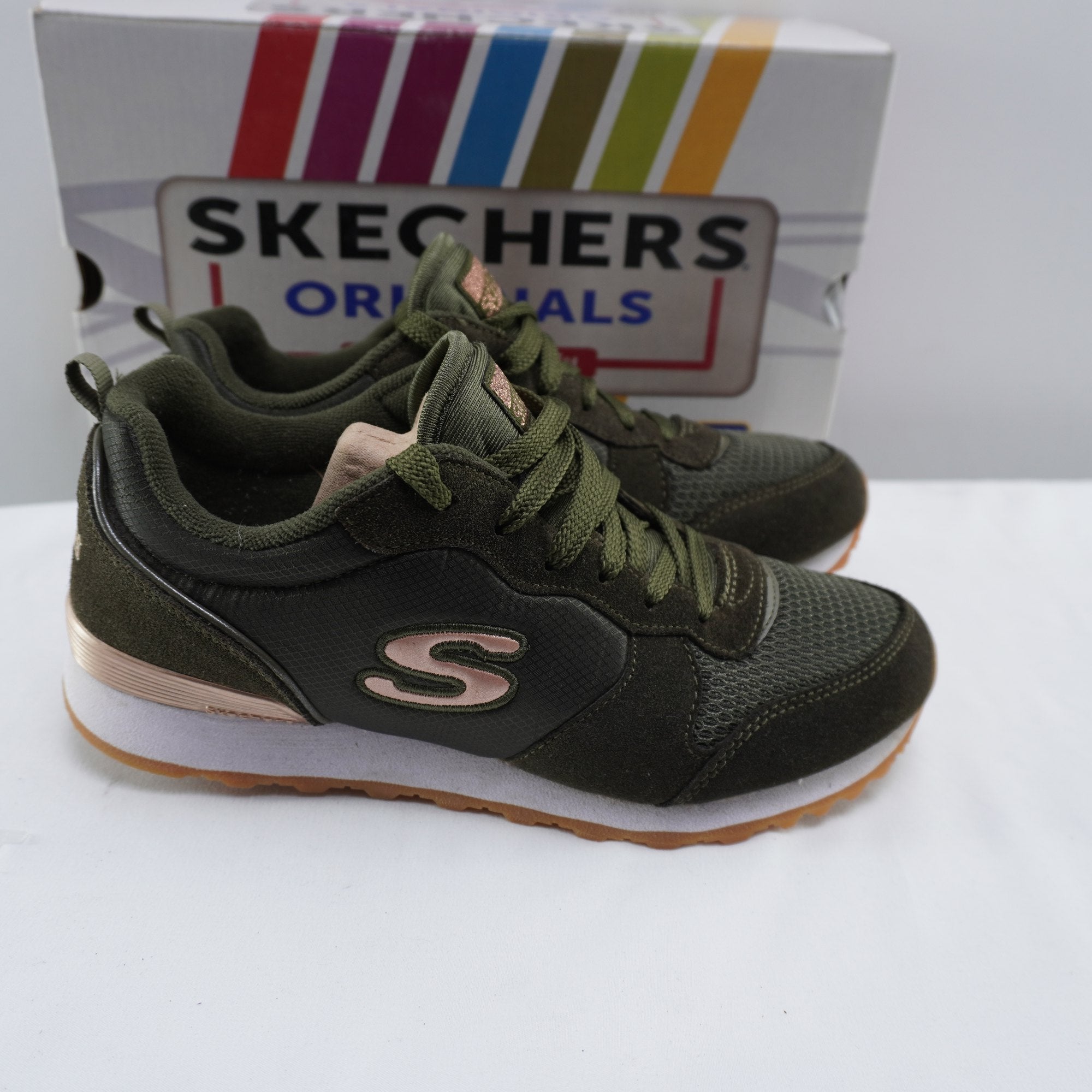 Zapatillas Skechers para Mujer Nuevas - Verde, Talla 38