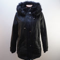 Parka Zara para Mujer Usada - Negra, Grande (L)