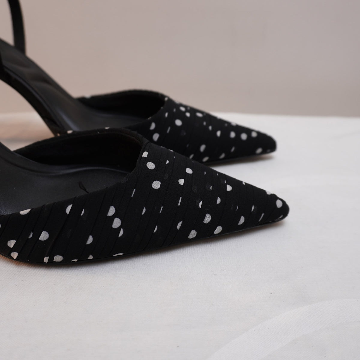 Tacones Primark para Mujer Usados - Negros, Talla 39