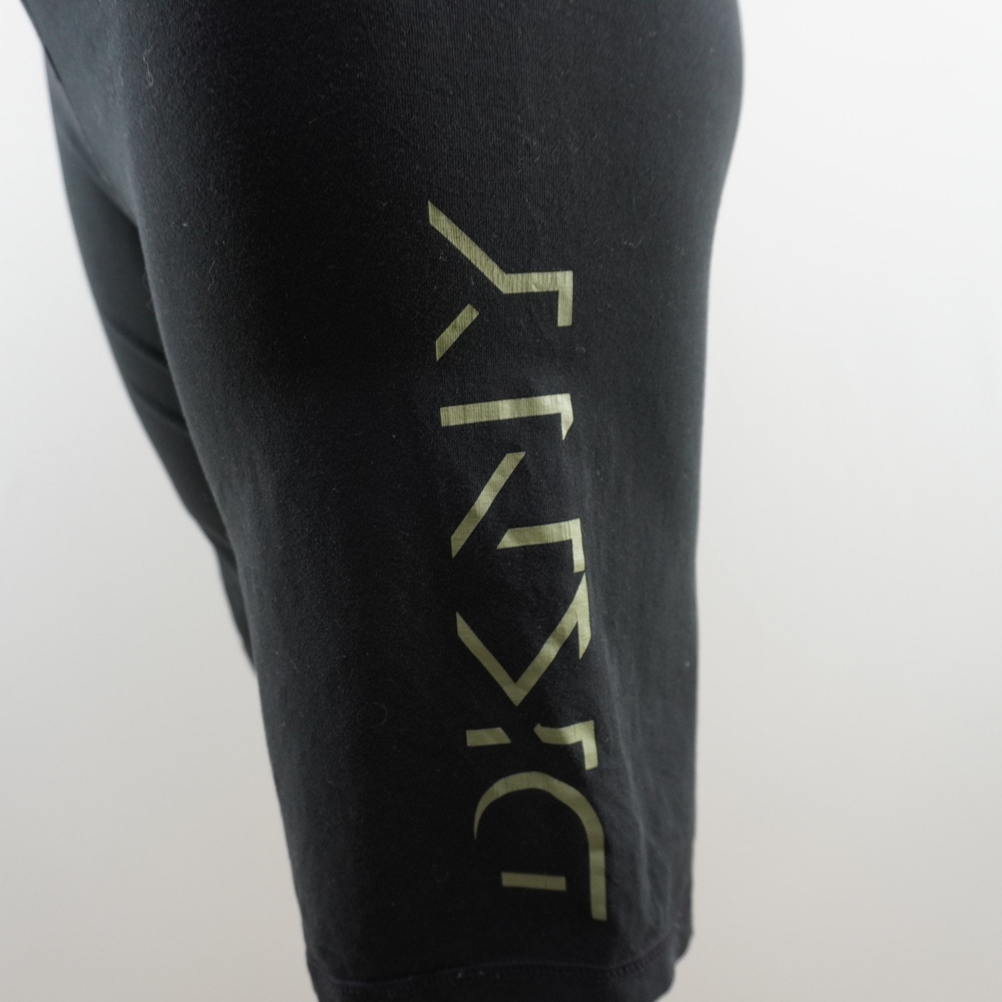 Pantalones Cortos Estilo Legging DKNY para Mujer Usados - Negro, L
