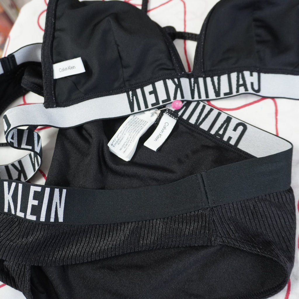 Vestido de Baño Calvin Klein para Mujeres Usado - Negro, M