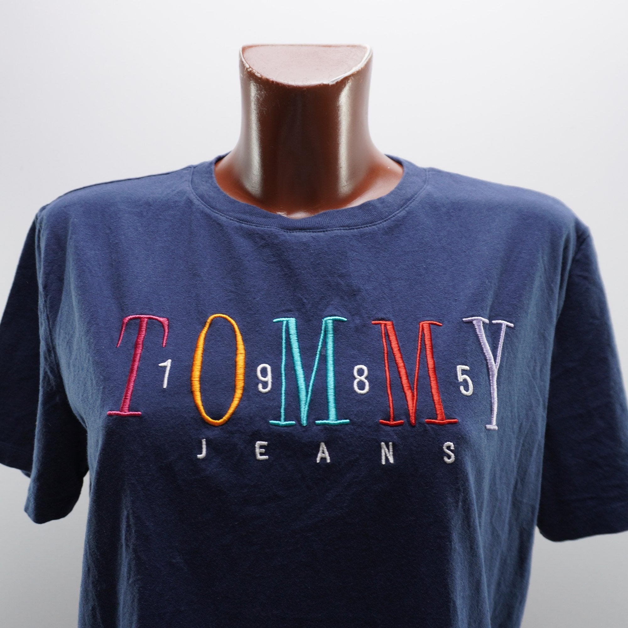 Camiseta de Manga Corta Azul Marino para Mujer - Talla L, Usada en Muy Buen Estado