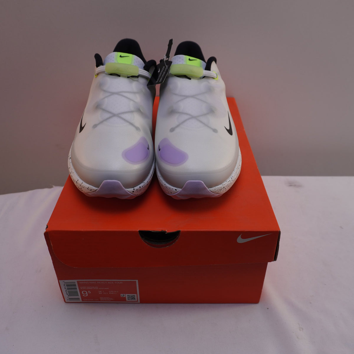 Zapatillas Nike para Mujer Usadas - Blancas, Talla 41