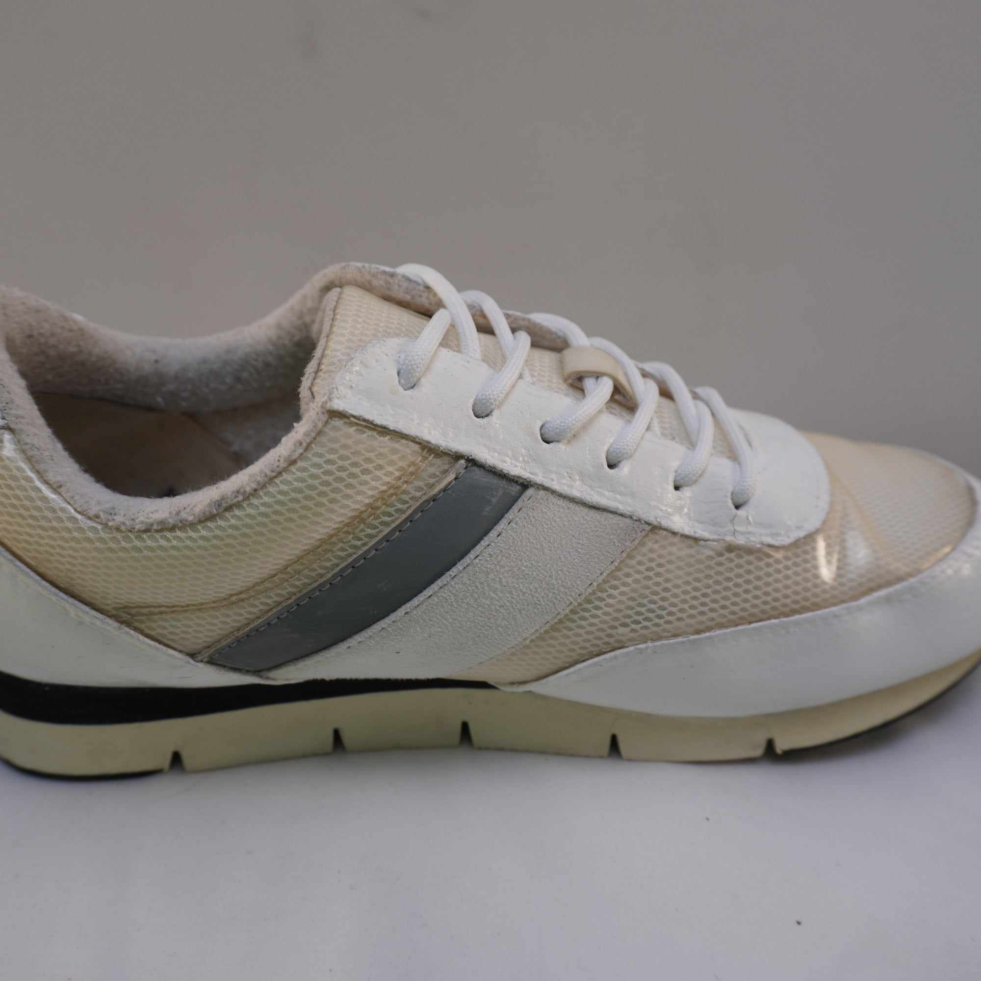 Zapatillas Calvin Klein para Mujer Usadas - Blanco, Talla 38