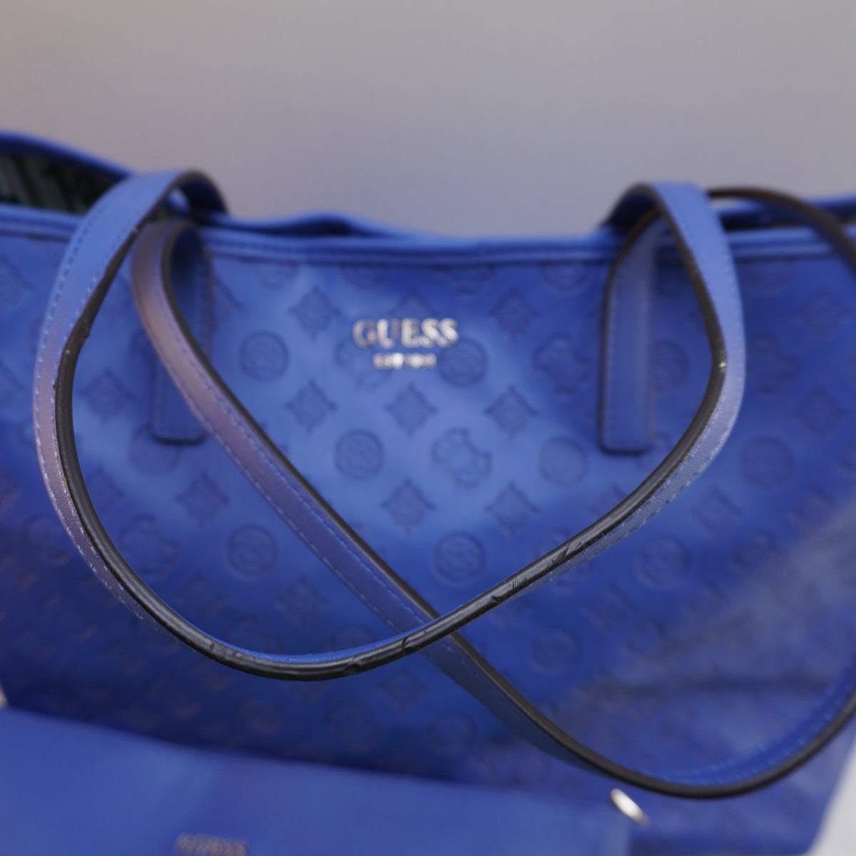 Bolso Baguette Guess para Mujer Usado - Azul, Muy Buen Estado