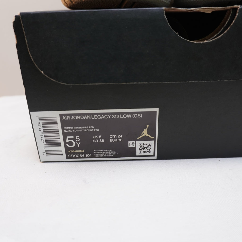 Zapatillas Nike para Mujer Usadas - Blancas, Talla 38