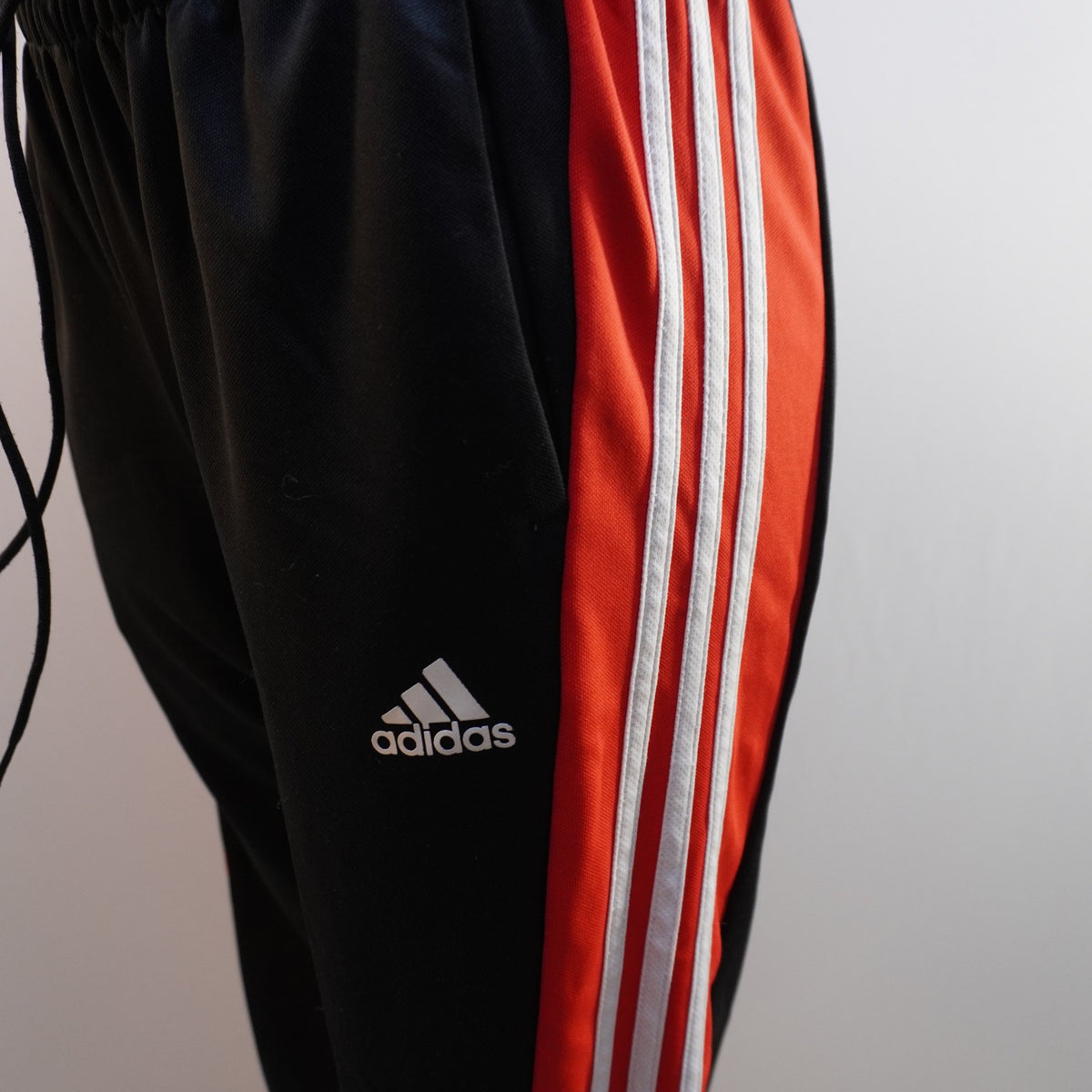 Pantalones de Franela Adidas para Mujer Usados - Negro, S