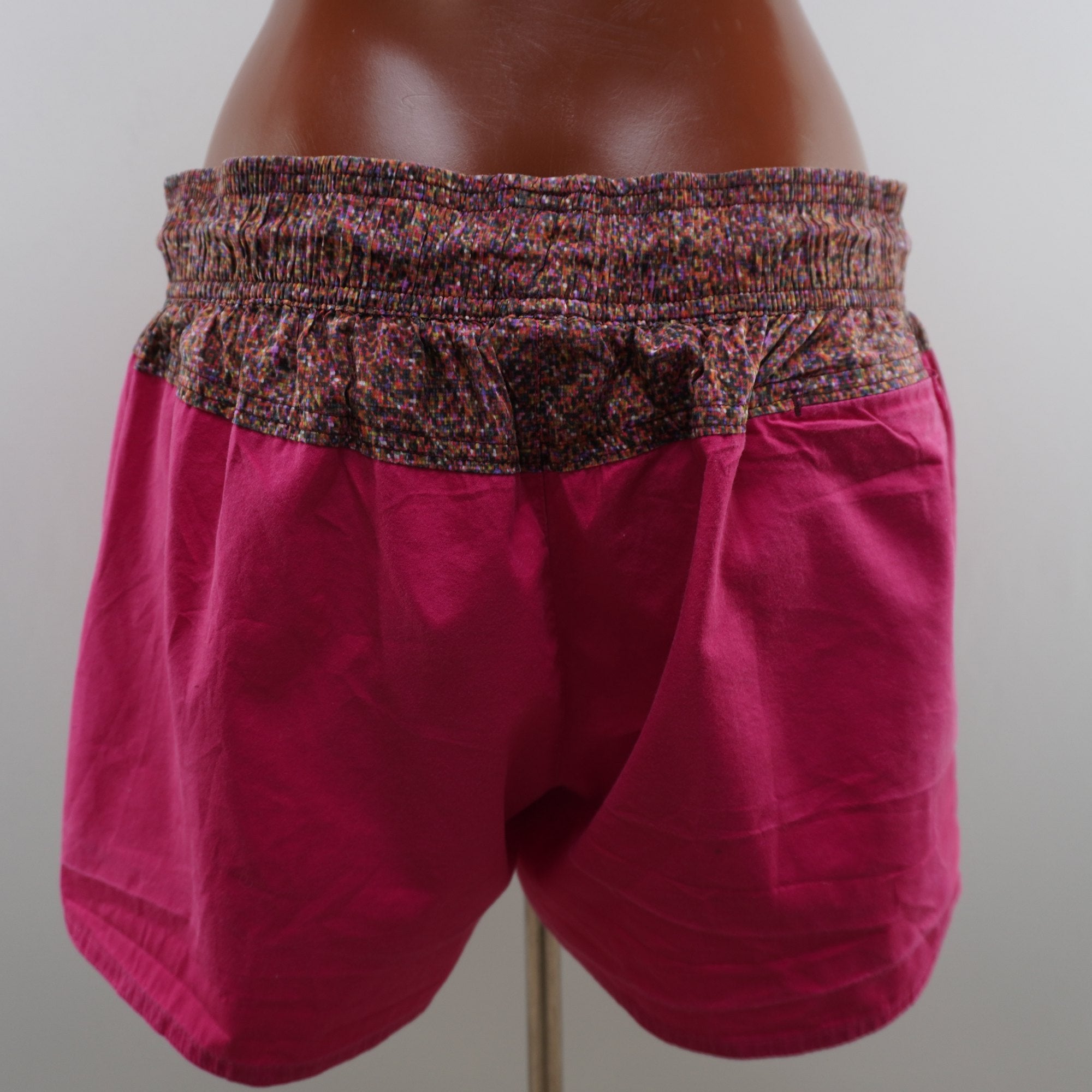 Bermudas Nike para Mujer Usadas - Rosa, XL