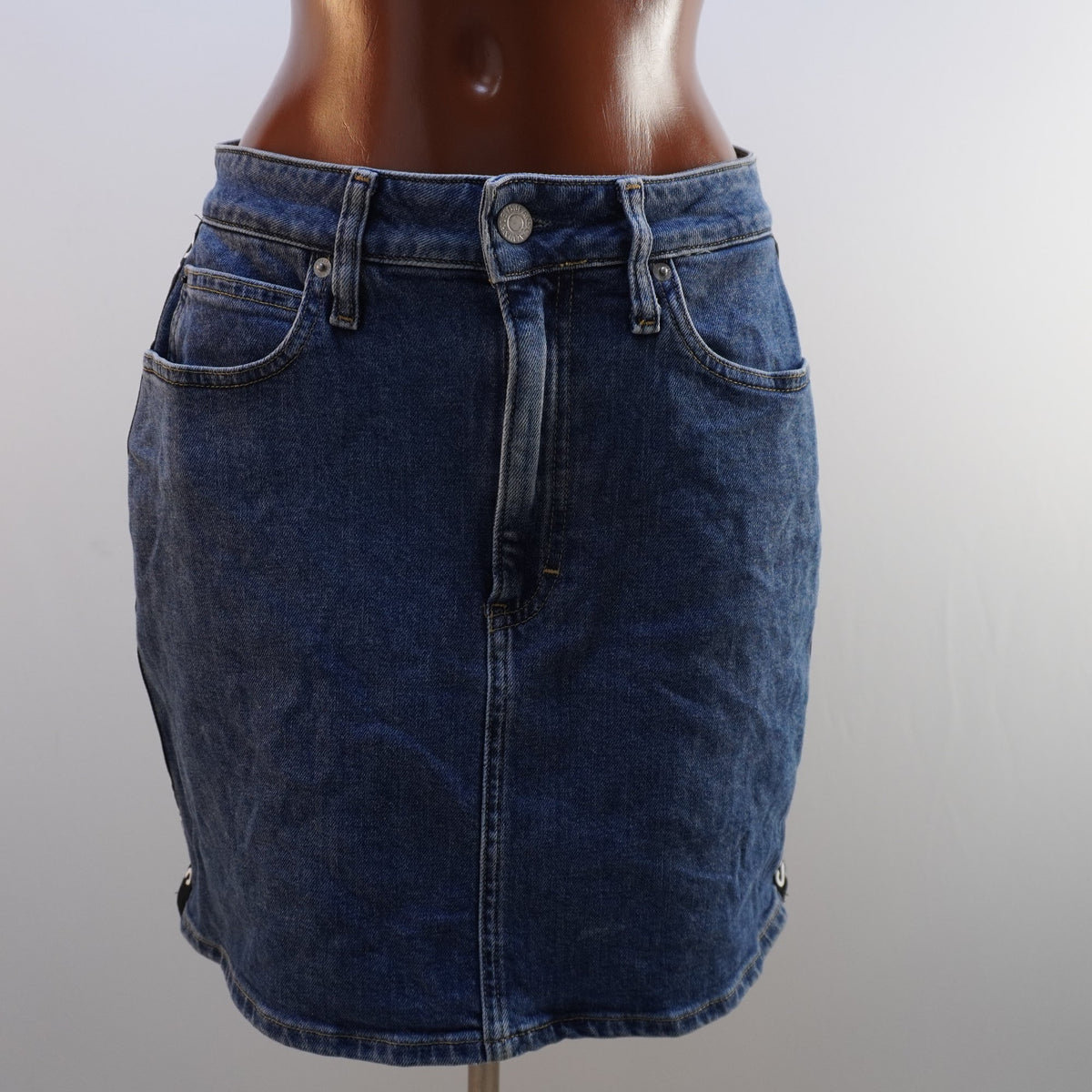 Falda Calvin Klein para Mujer Usada - Azul, Muy Buena Condición