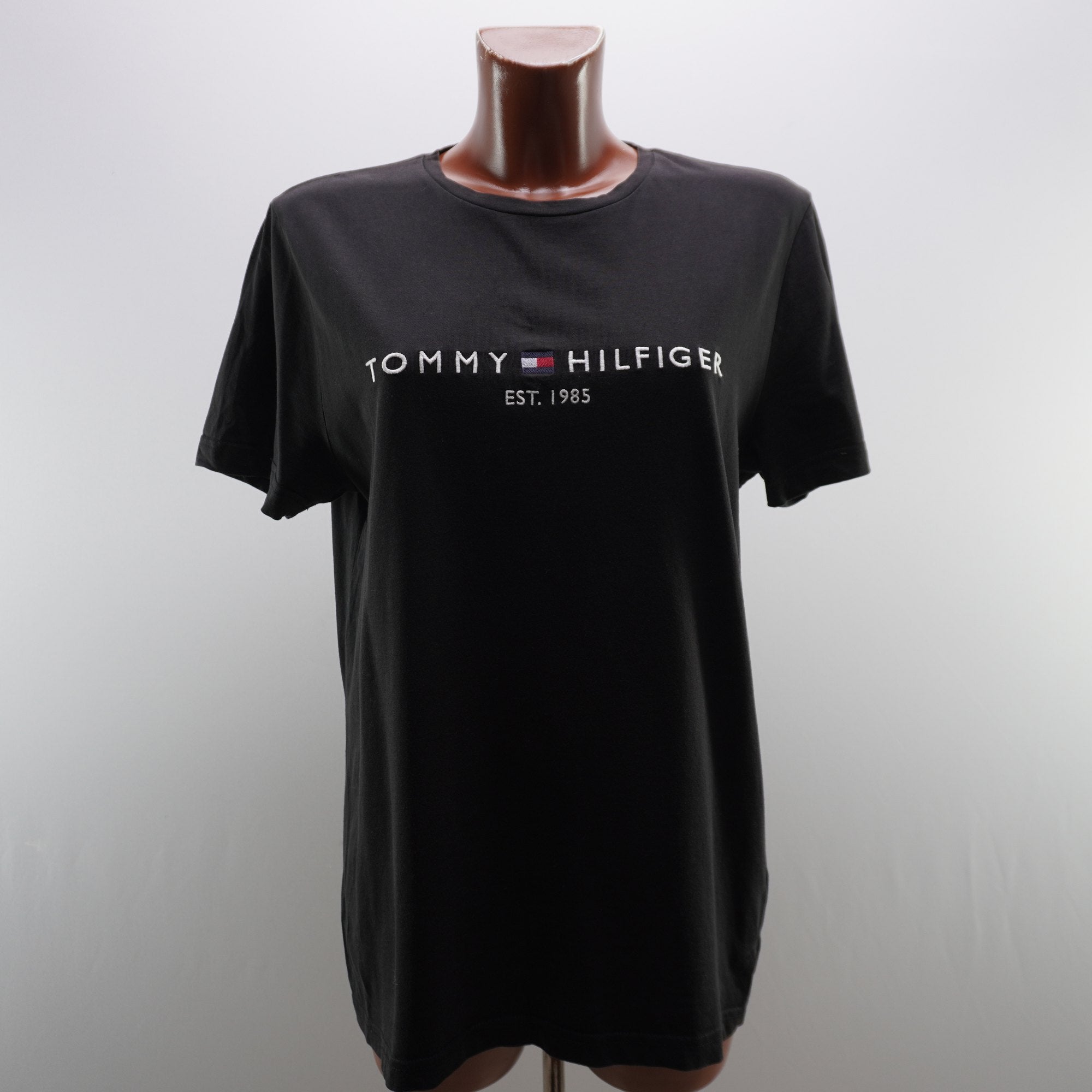 Camiseta de Manga Corta Tommy Hilfiger para Mujer Usada - Negro, L