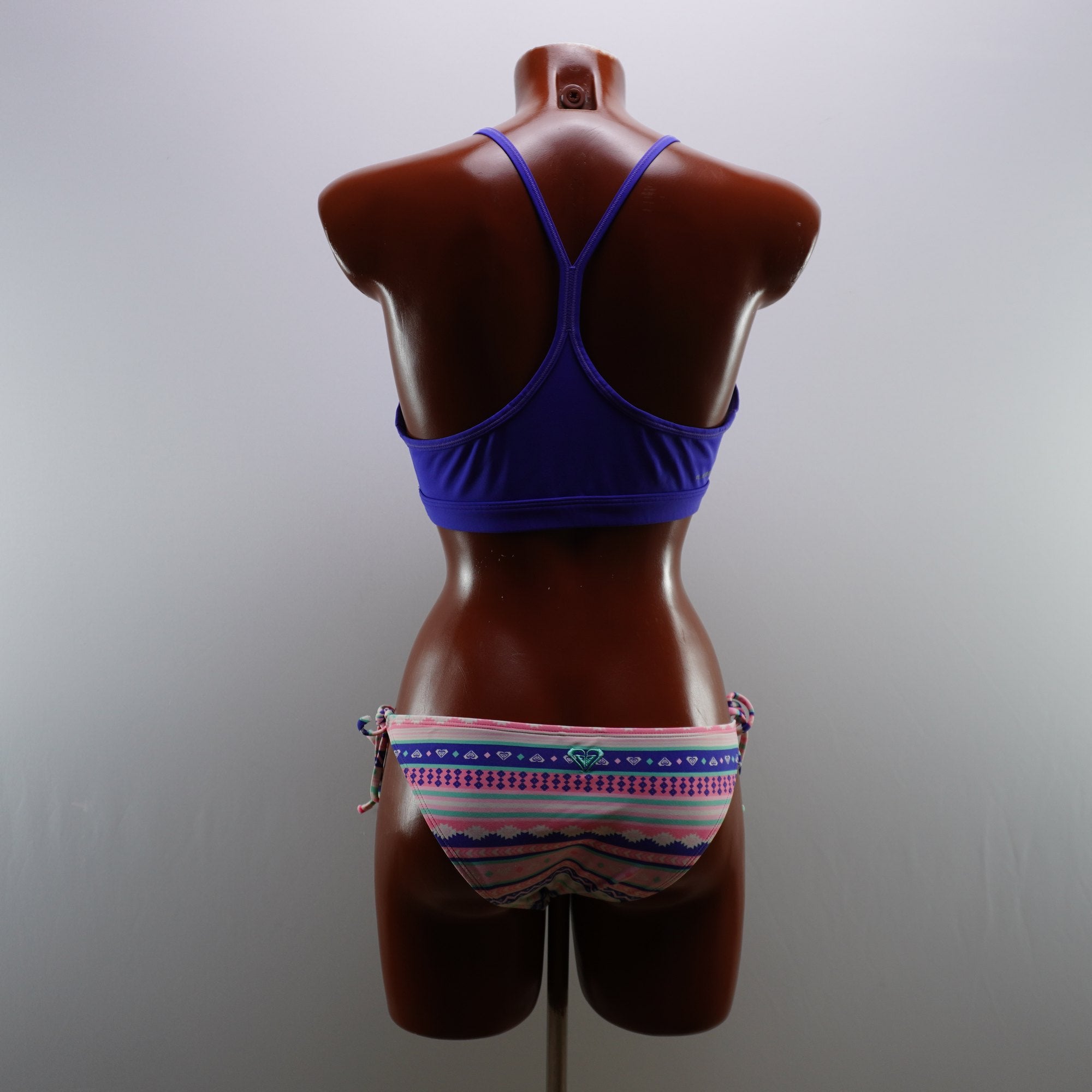 Vestido de Baño Reebok para Mujer Usado - Mediano (M), Muy Buen Estado