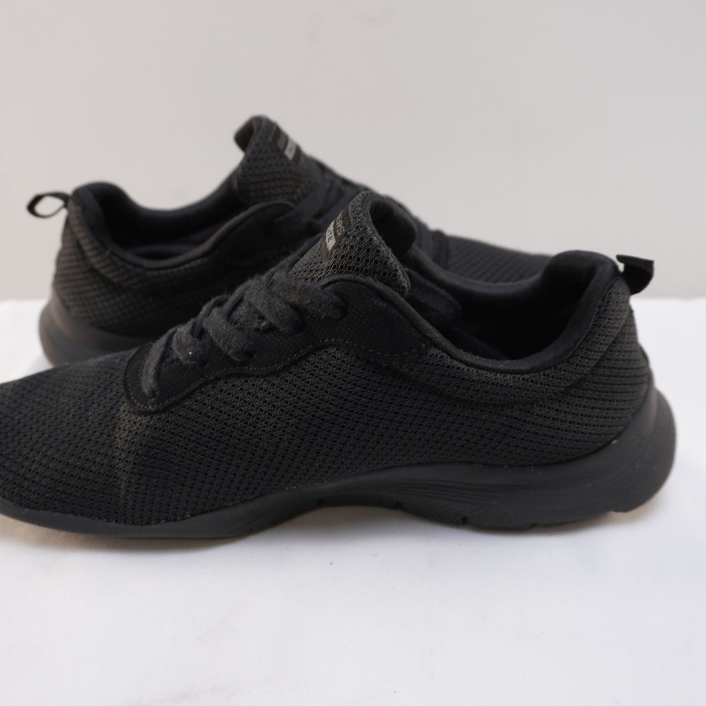 Zapatillas Skechers para Mujer Usadas - Negro, Talla 38