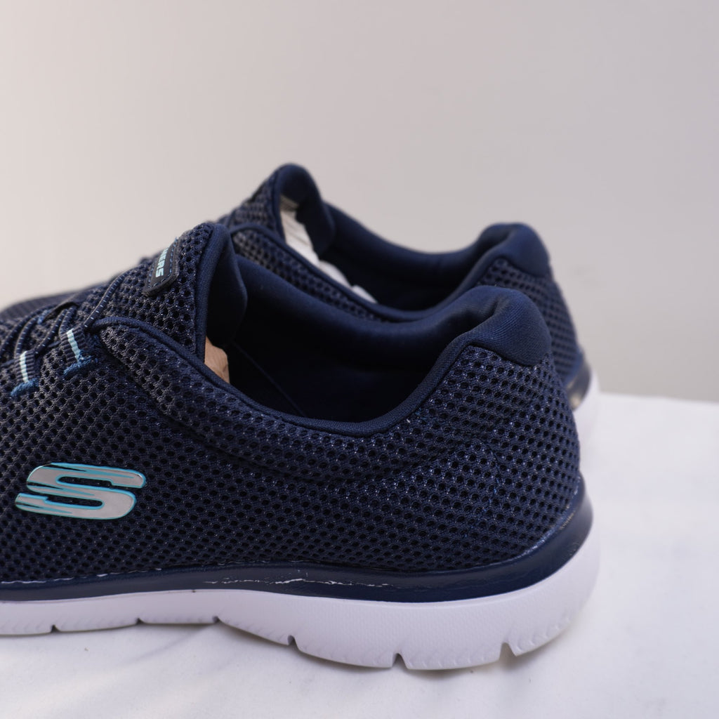 Zapatillas Skechers para Mujer Usadas - Azul Marino, Talla 41