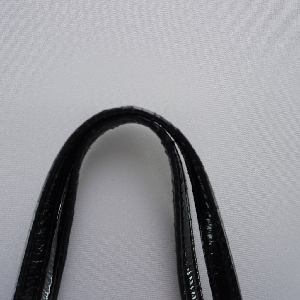 Bolso Baguette Guess para Mujer Usado - Negro