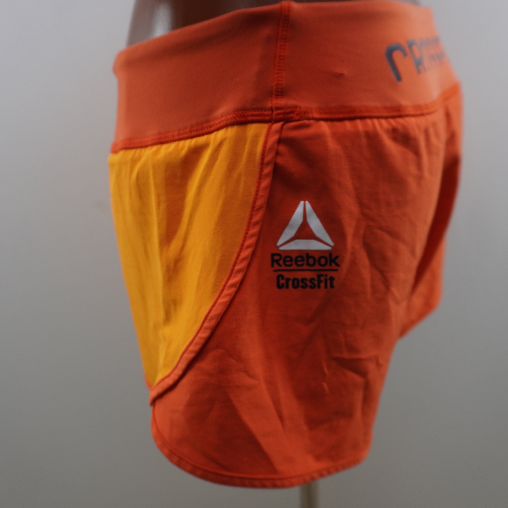 Bermudas Reebok para Mujer Usadas - Naranja, S