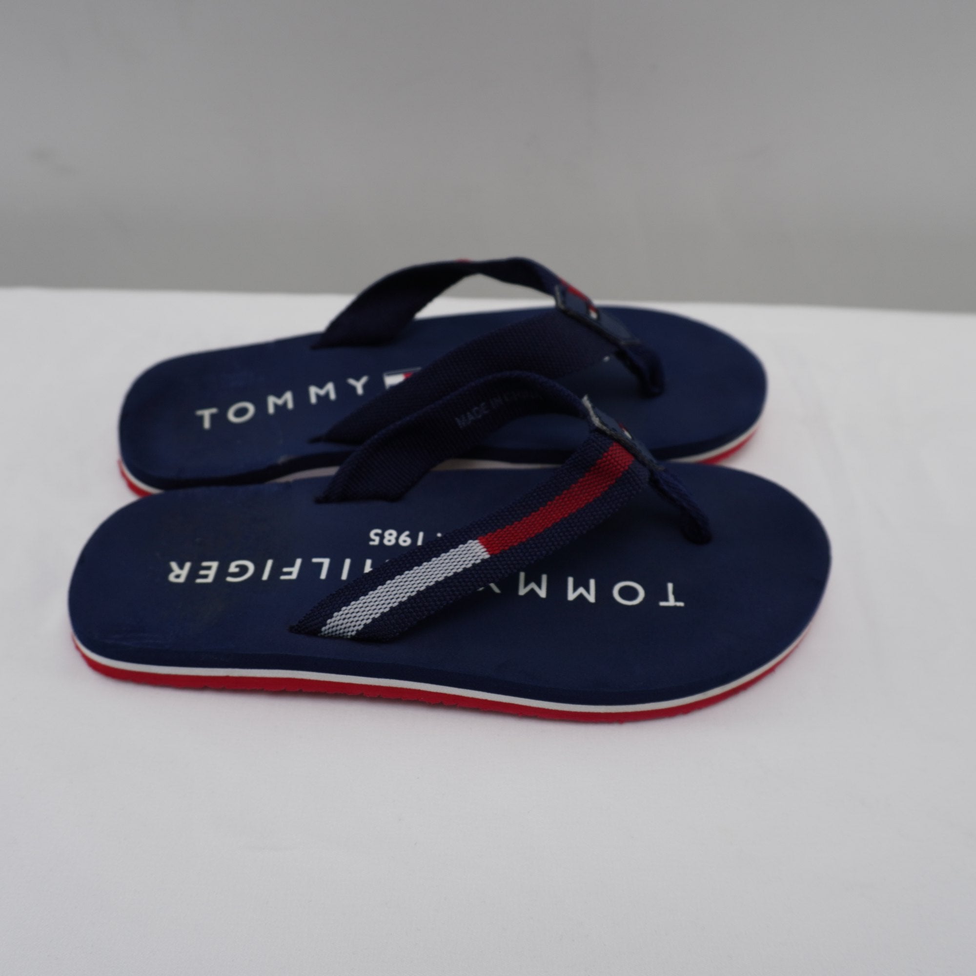 Sandalias Tommy Hilfiger para Niñas Usadas - Azul Marino, Talla 33