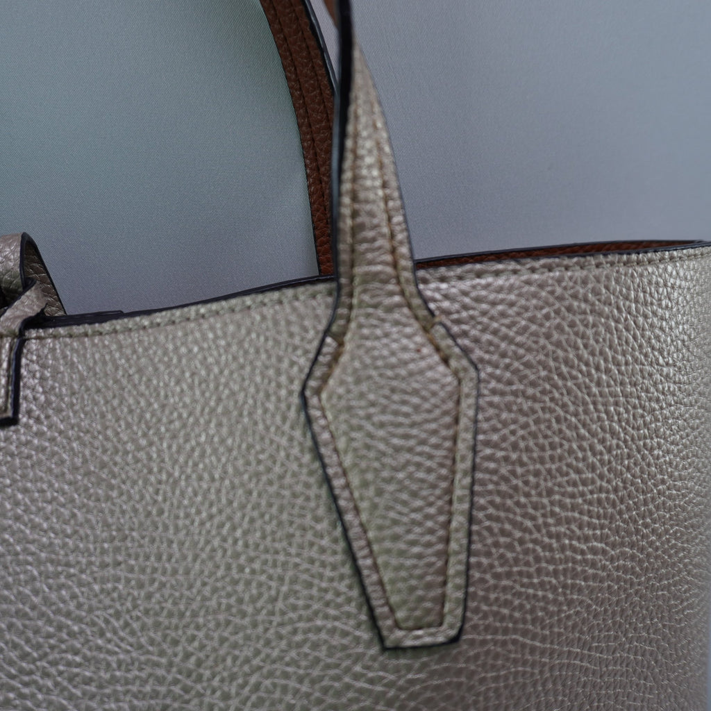 Bolso Baguette Guess para Mujer Usado - Rosa en Muy Buen Estado