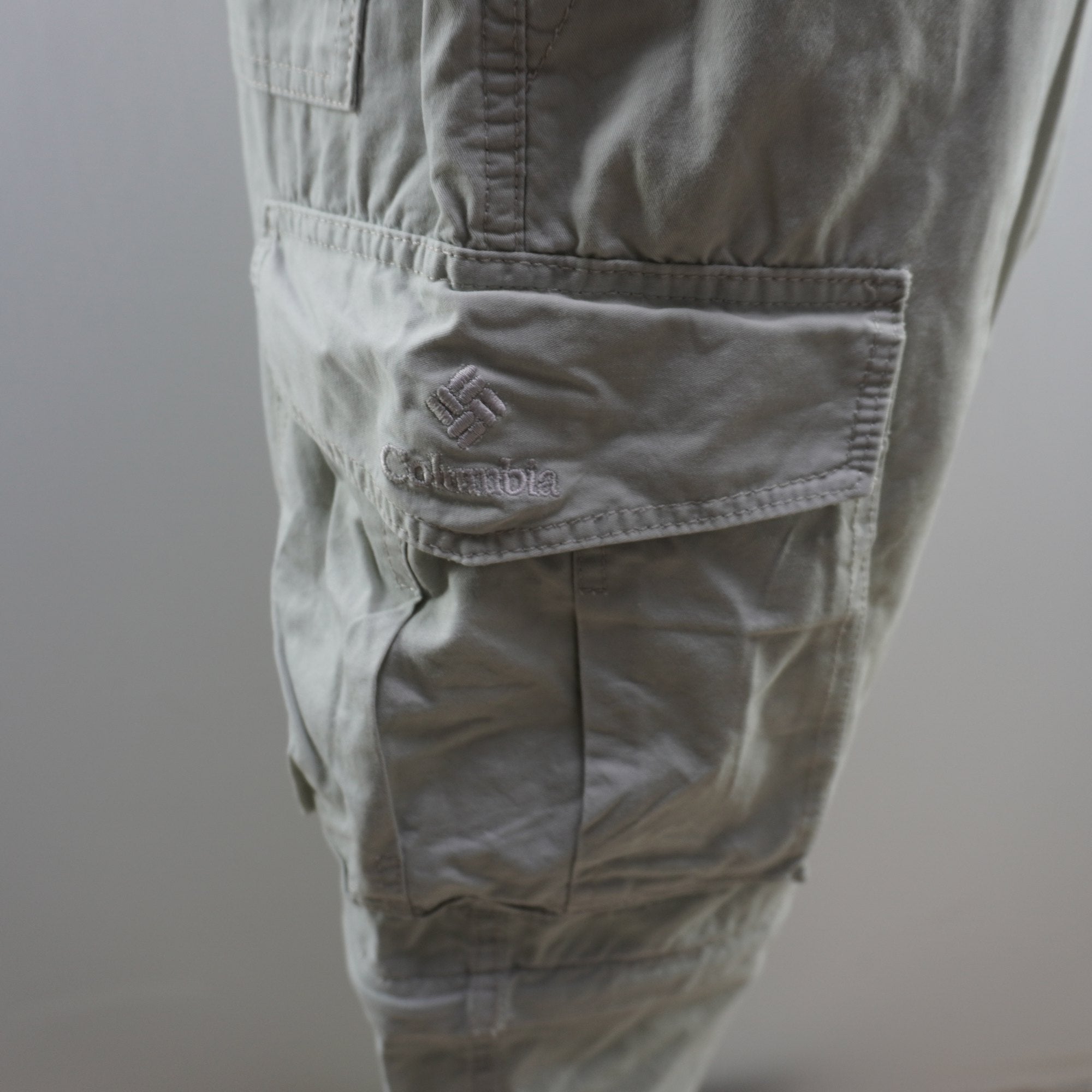 Pantalones Cargo Columbia para Hombre Usados - Beige, L