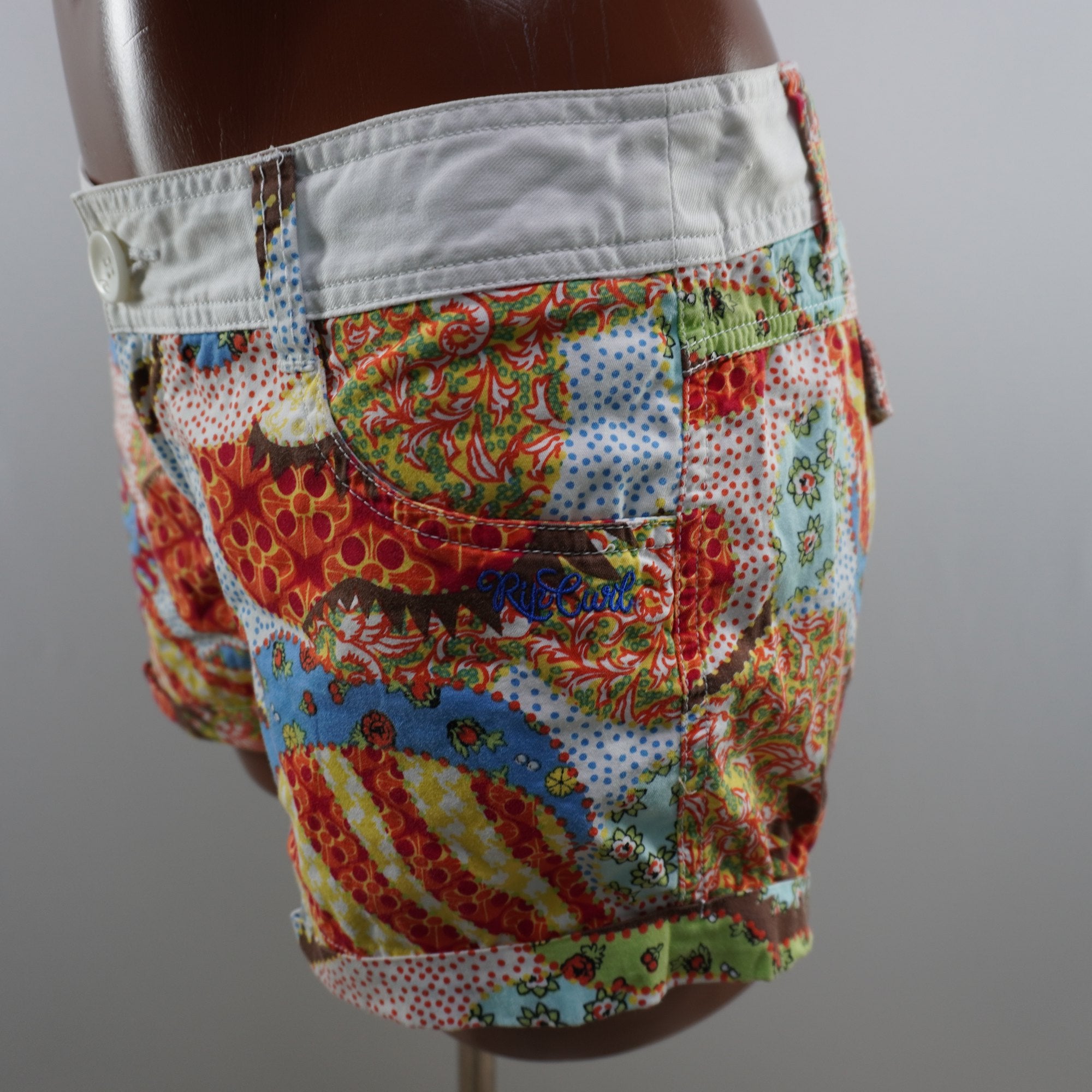 Pantalones Cortos Vaqueros Rip Curl para Mujer - Multicolor, M, Usados en Muy Buen Estado