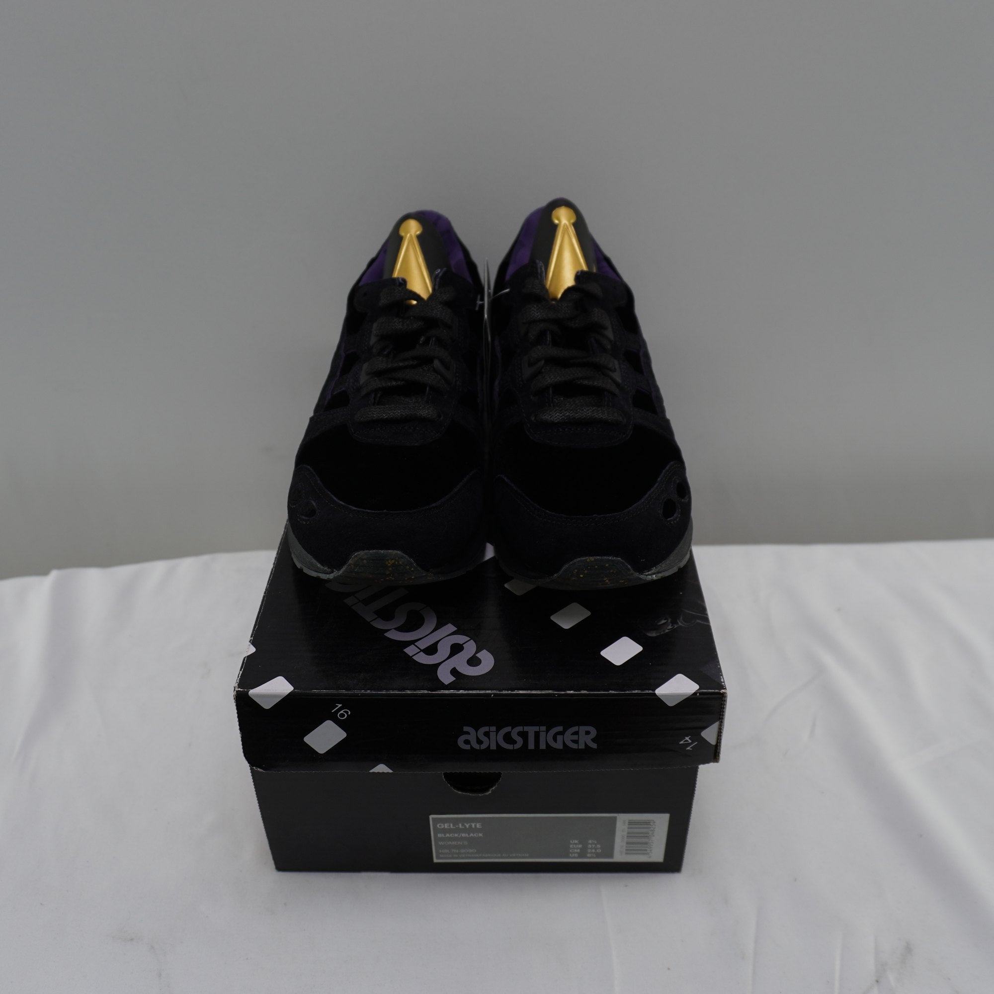 Zapatillas Asics para Mujer Usadas - Negro, 37.5