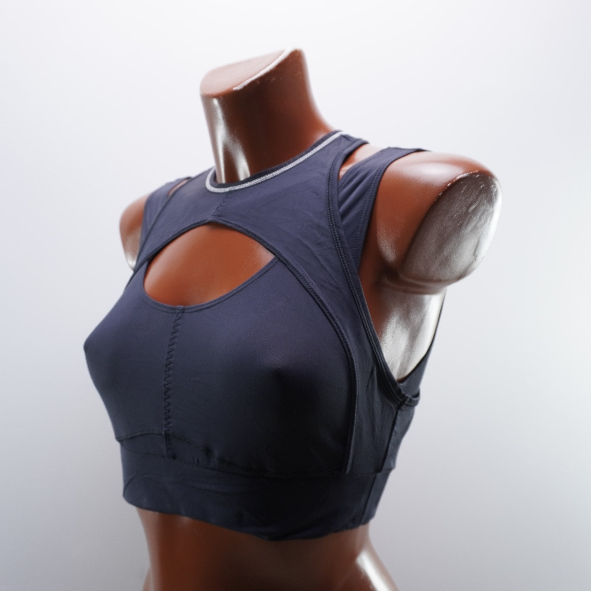 Top Corto Deportivo Adidas para Mujer Usado - Negro, L