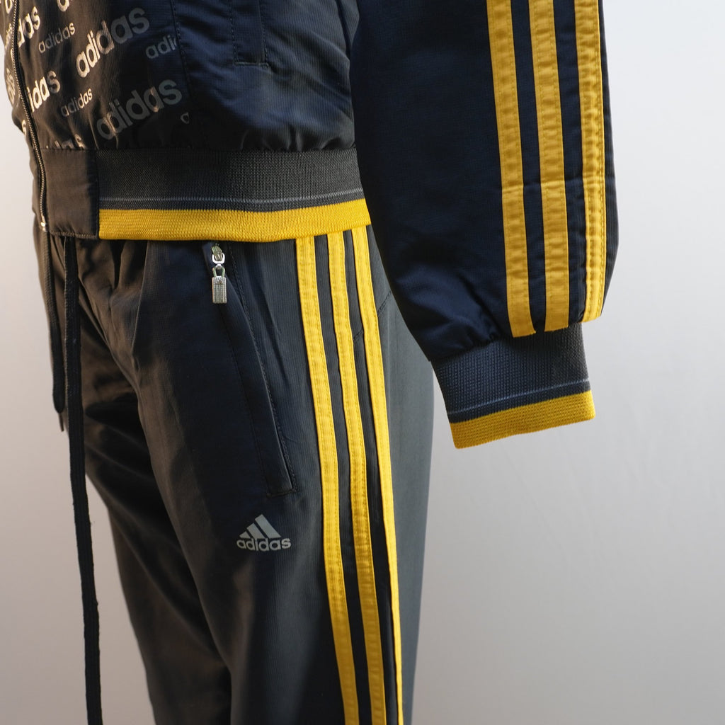 Sudadera con Capucha Adidas para Mujer - Negra, S (Usada en Muy Buen Estado)