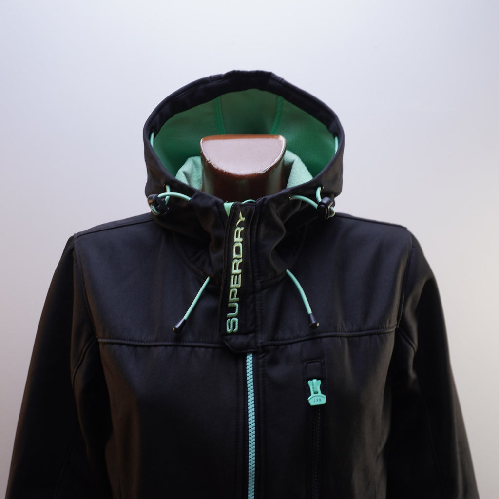 Chaqueta Deportiva Superdry para Mujer Usada - Negra, XXL