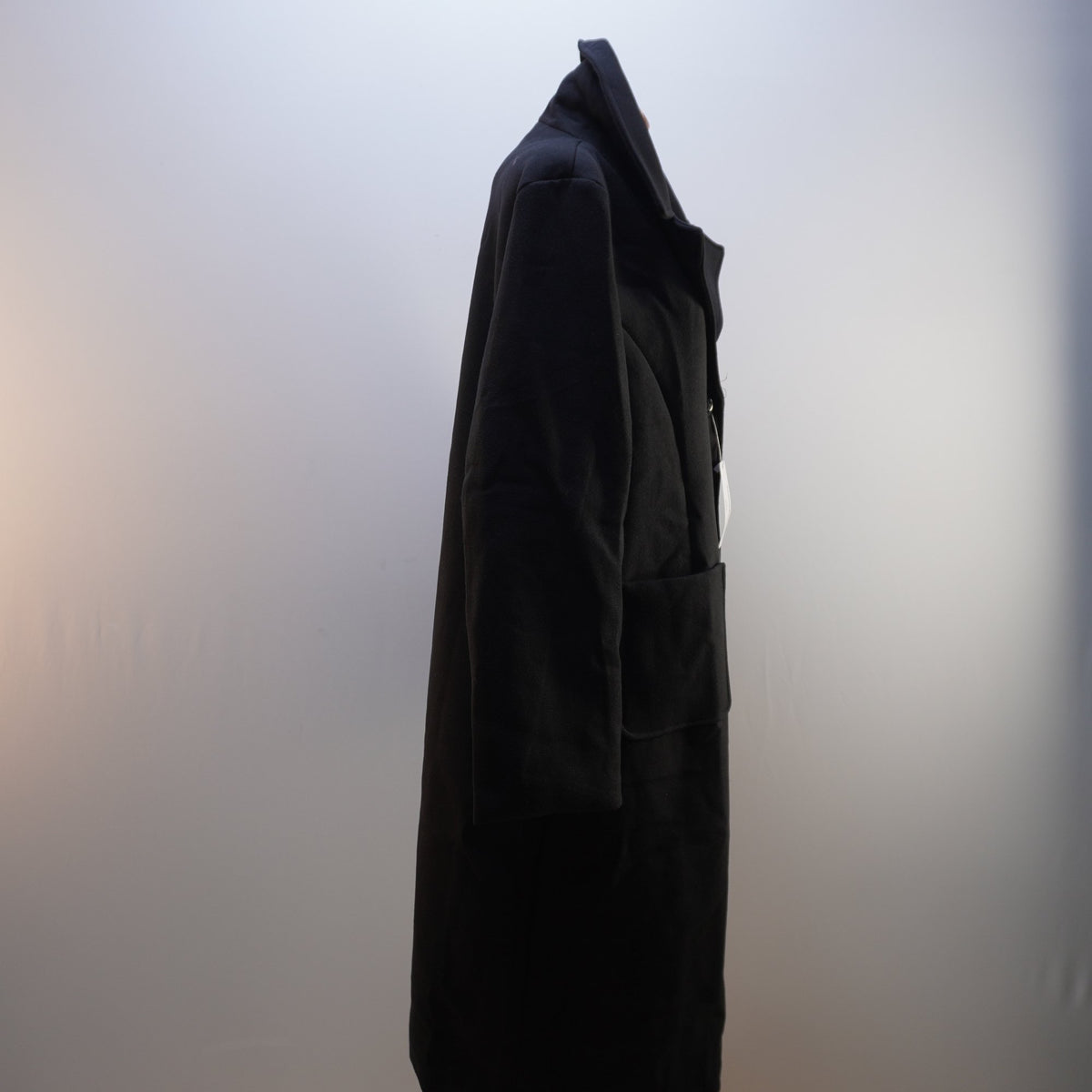 Sobretodo Vanchanl para Mujer Usado - Negro, XXL