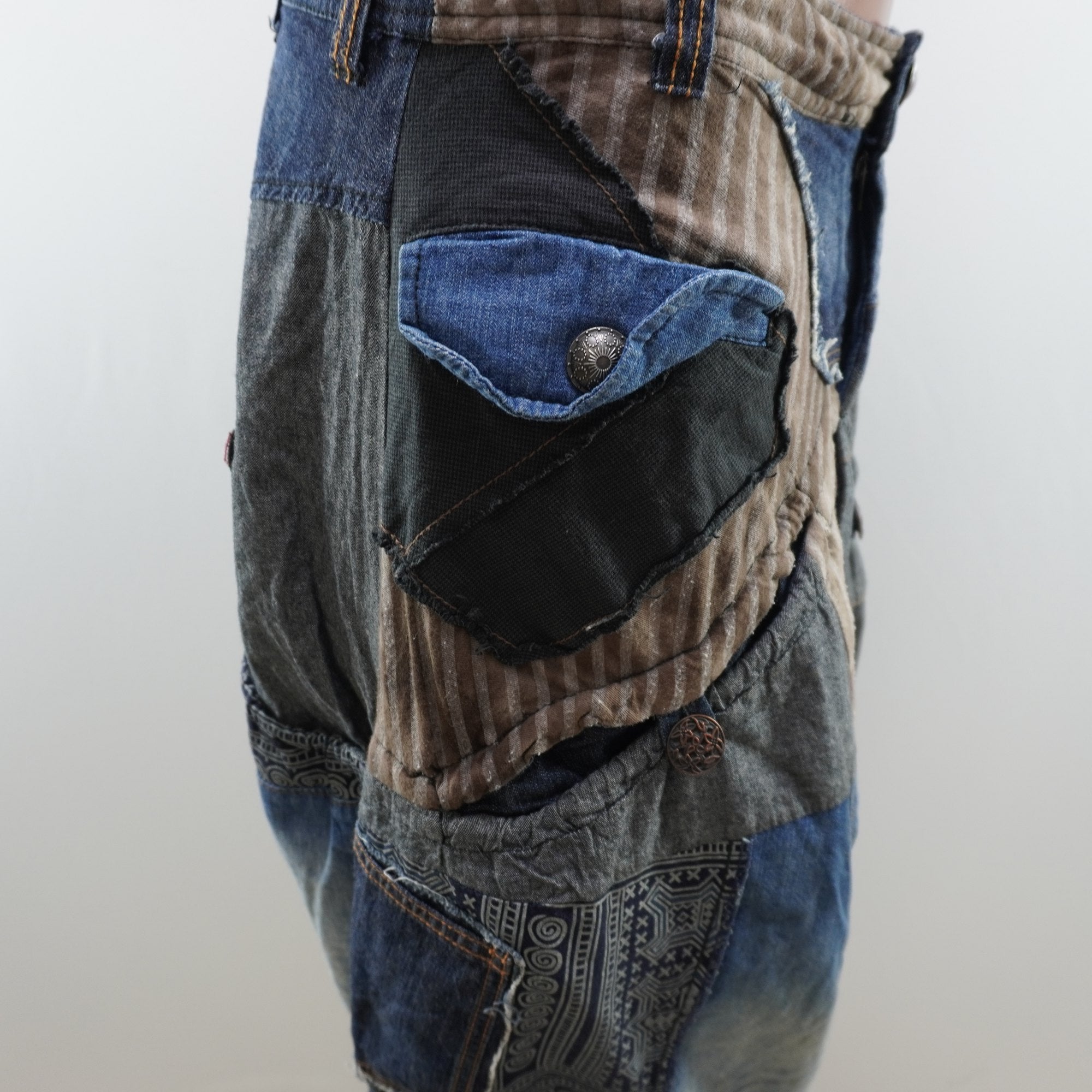 Pantalones Cortos Desigual para Mujer Usados - Azul Marino, M