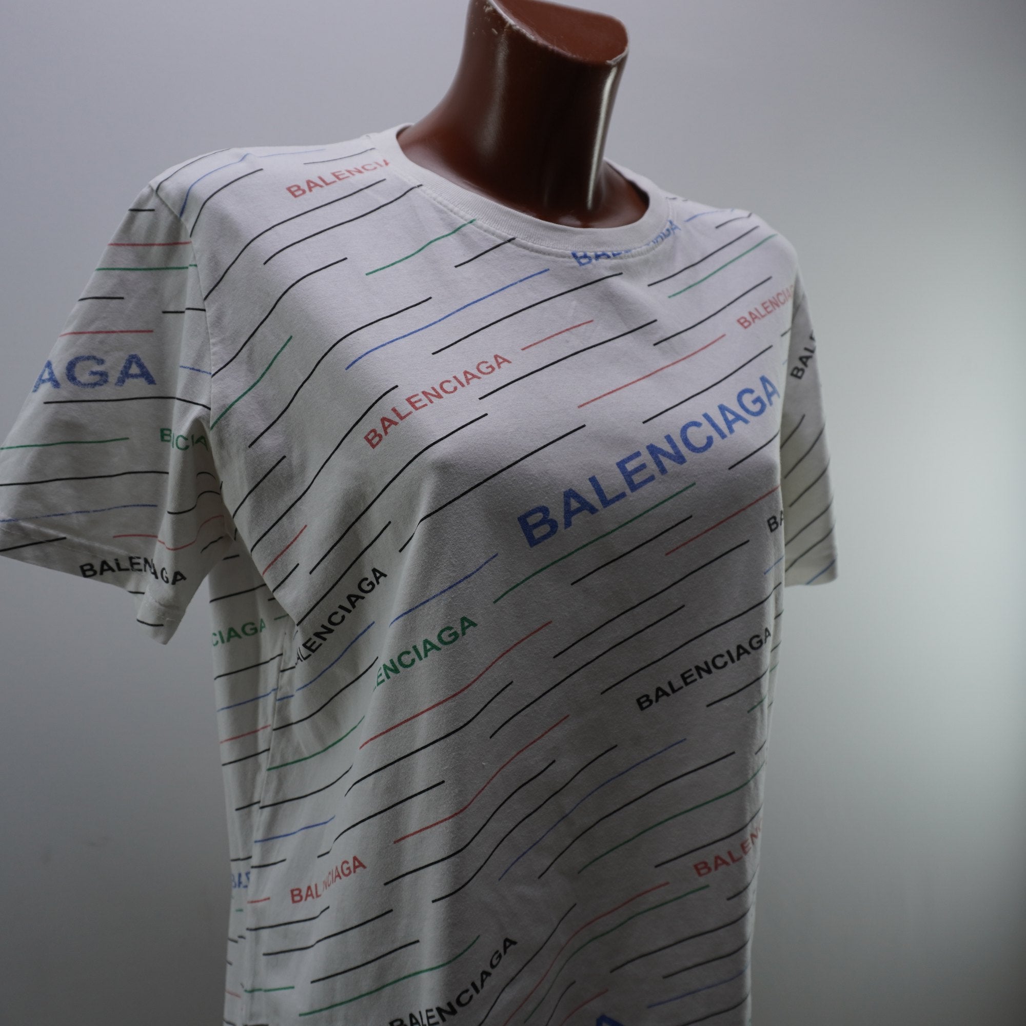 Camiseta Balenciaga para Mujer Usada - Blanca, XXL