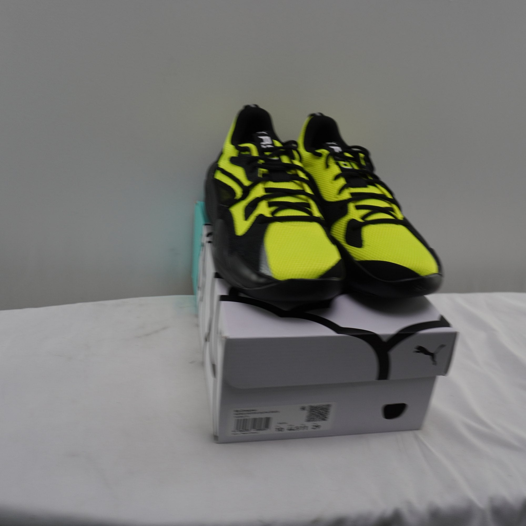 Zapatillas Puma para Hombre Usadas - Amarillo, Talla 44.5