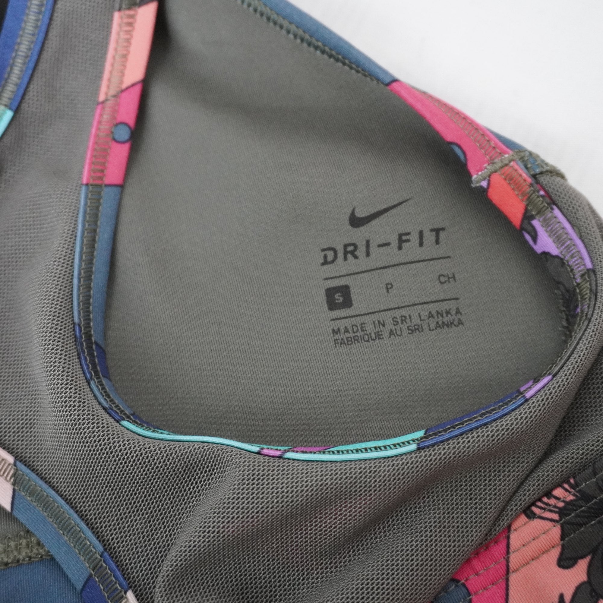 Vestido de Baño Nike para Mujer Usado - Pequeño (S), Muy Buen Estado
