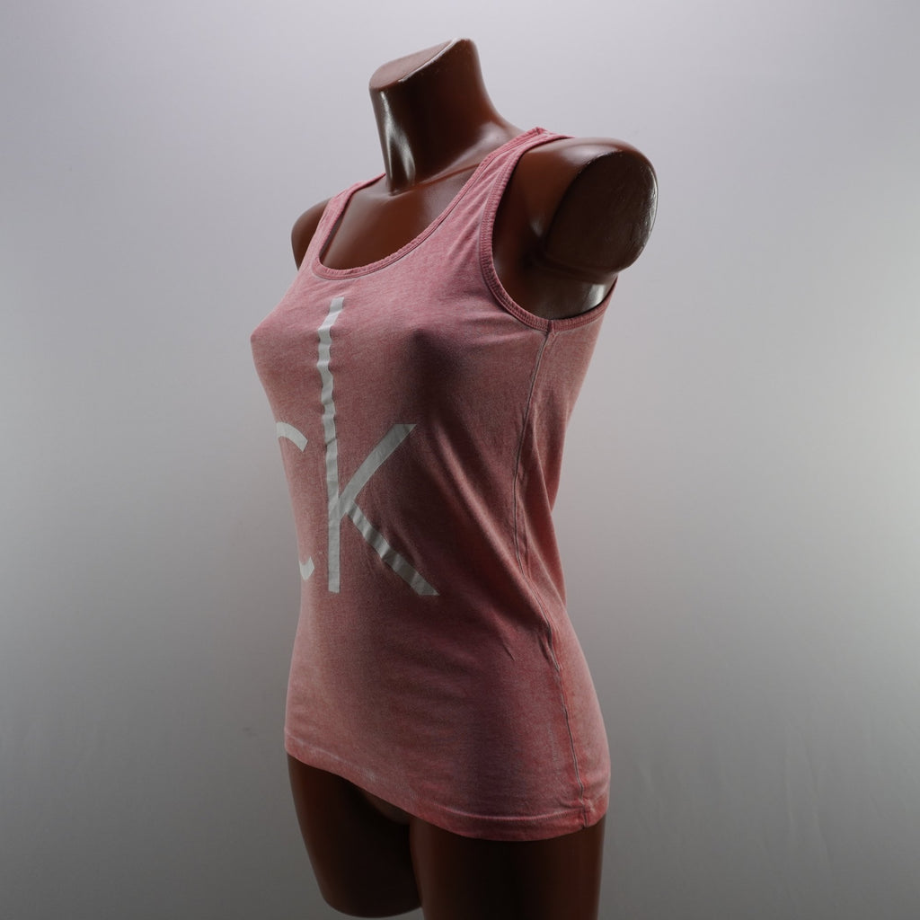 Camiseta de Manga Corta Calvin Klein para Mujer Usada - Rosa, XS